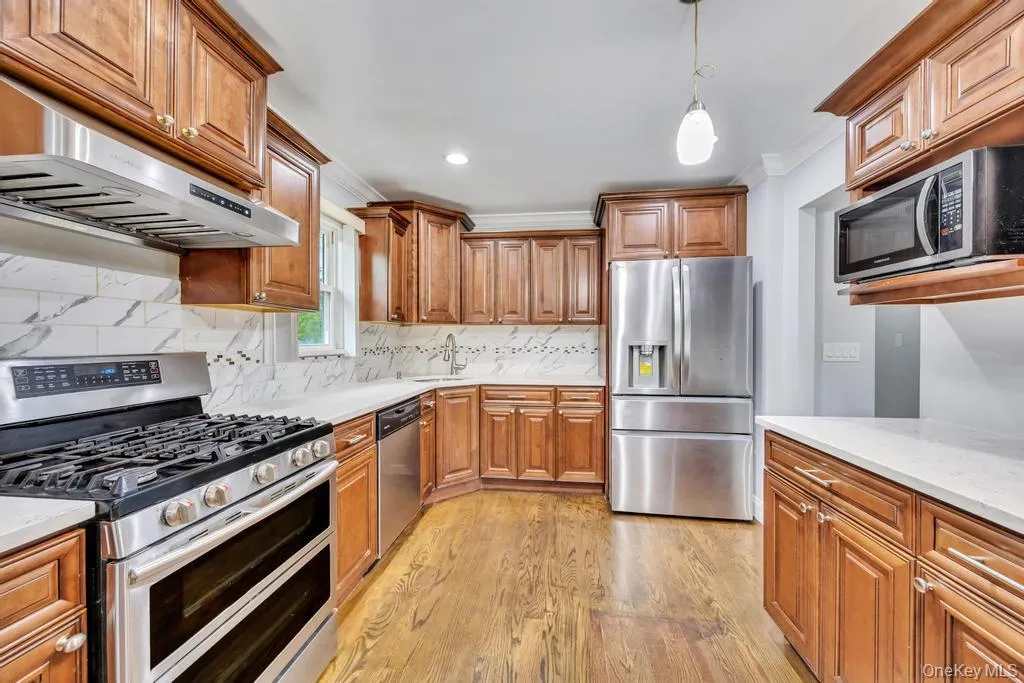 226 Princess Street, Oyster Bay, NY, 6 Bedrooms Bedrooms, 10 Rooms Rooms,3 BathroomsBathrooms,Residential,For Rent,Princess,0,1043734 226 Princess Street, Oyster Bay, NY, 6 Bedrooms Bedrooms, 10 Rooms Rooms,3 BathroomsBathrooms,Residential,For Rent,Princess,0,1043734