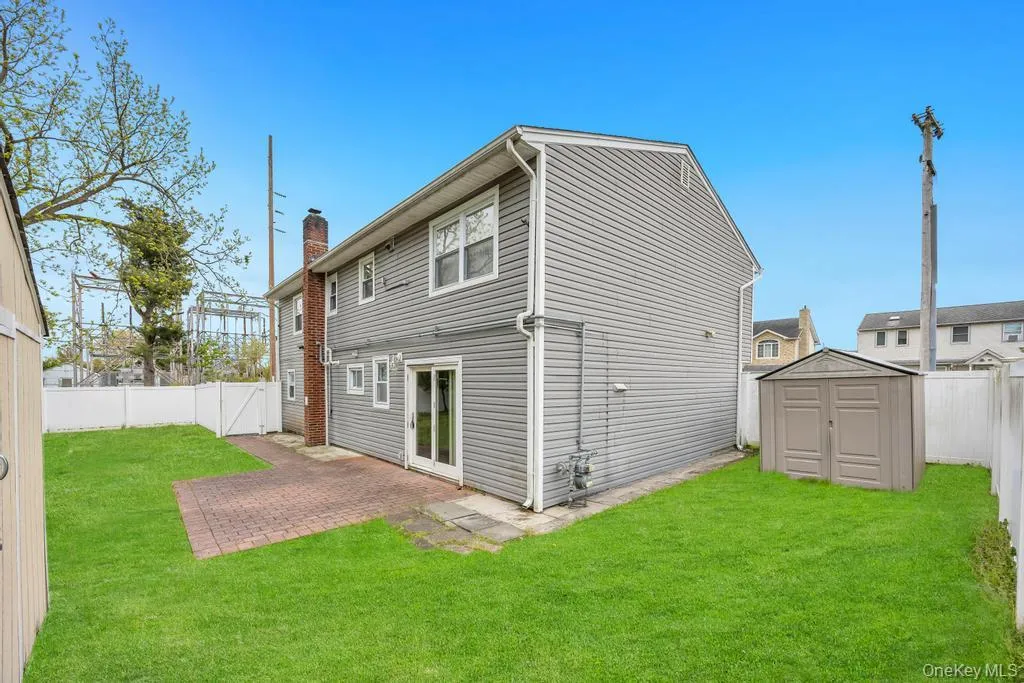 226 Princess Street, Oyster Bay, NY, 6 Bedrooms Bedrooms, 10 Rooms Rooms,3 BathroomsBathrooms,Residential,For Rent,Princess,0,1043734 226 Princess Street, Oyster Bay, NY, 6 Bedrooms Bedrooms, 10 Rooms Rooms,3 BathroomsBathrooms,Residential,For Rent,Princess,0,1043734