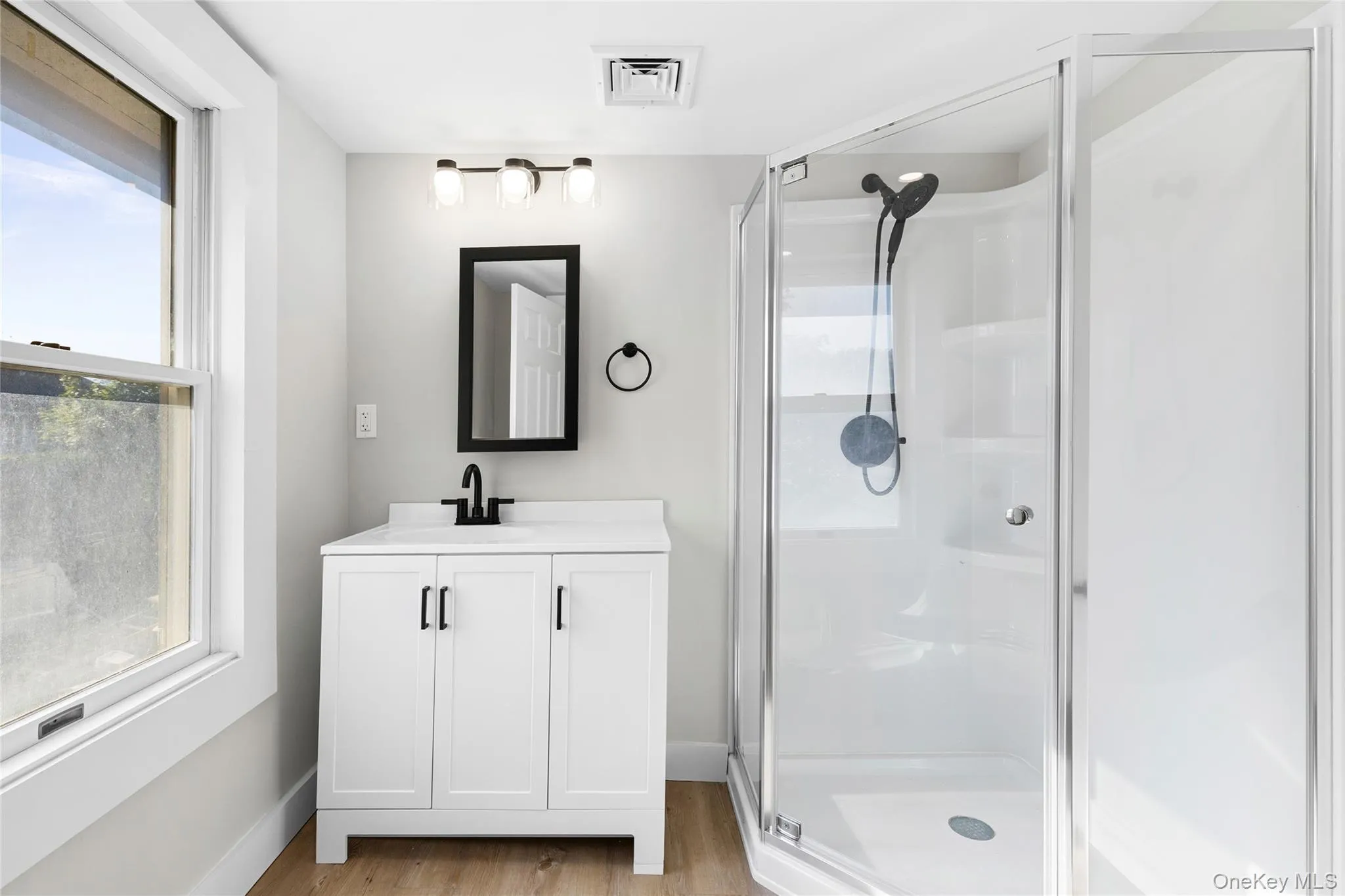 162 Mill Road, Southampton, NY, 4 Bedrooms Bedrooms, 6 Rooms Rooms,2 BathroomsBathrooms,Residential Lease,For Rent,Mill,0,1043739 162 Mill Road, Southampton, NY, 4 Bedrooms Bedrooms, 6 Rooms Rooms,2 BathroomsBathrooms,Residential Lease,For Rent,Mill,0,1043739
