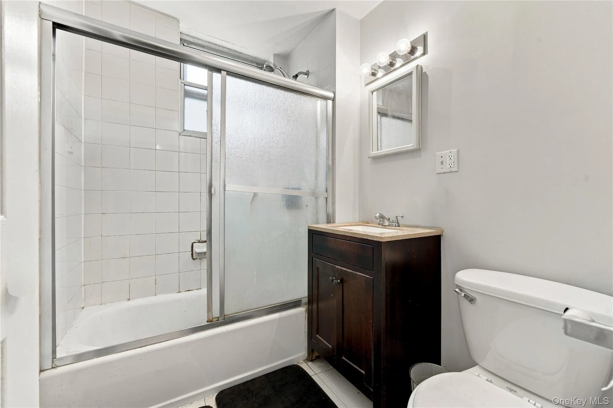 35-02 Ditmars Boulevard, New York, NY, 3 Bedrooms Bedrooms, 5 Rooms Rooms,1 BathroomBathrooms,Residential Lease,For Rent,Ditmars,0,1043740 35-02 Ditmars Boulevard, New York, NY, 3 Bedrooms Bedrooms, 5 Rooms Rooms,1 BathroomBathrooms,Residential Lease,For Rent,Ditmars,0,1043740