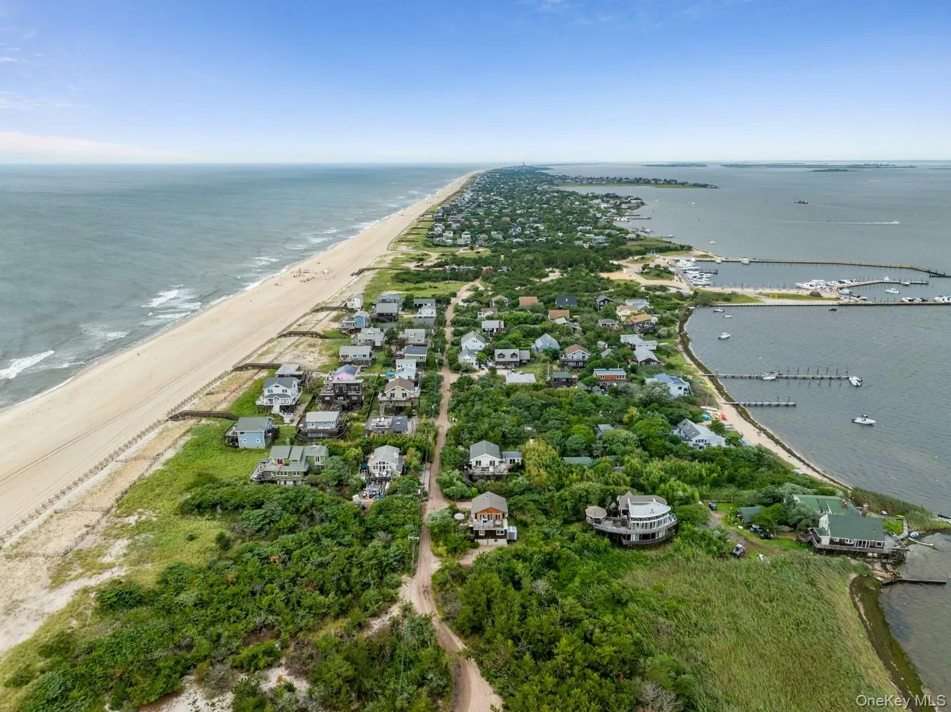 31 End Walk, Islip, NY, 4 Bedrooms Bedrooms, 6 Rooms Rooms,2 BathroomsBathrooms,Residential,For Rent,End,0,1043745 31 End Walk, Islip, NY, 4 Bedrooms Bedrooms, 6 Rooms Rooms,2 BathroomsBathrooms,Residential,For Rent,End,0,1043745