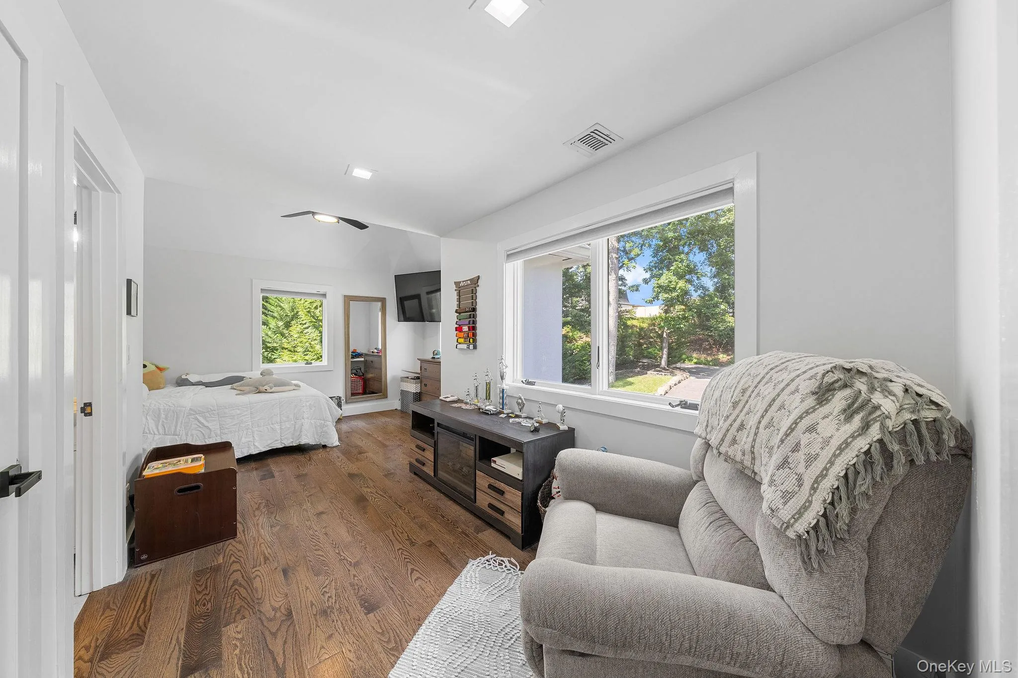 12 Seaside Drive, Brookhaven, NY, 5 Bedrooms Bedrooms, 20 Rooms Rooms,4 BathroomsBathrooms,Residential,For Rent,Seaside,0,1043759 12 Seaside Drive, Brookhaven, NY, 5 Bedrooms Bedrooms, 20 Rooms Rooms,4 BathroomsBathrooms,Residential,For Rent,Seaside,0,1043759
