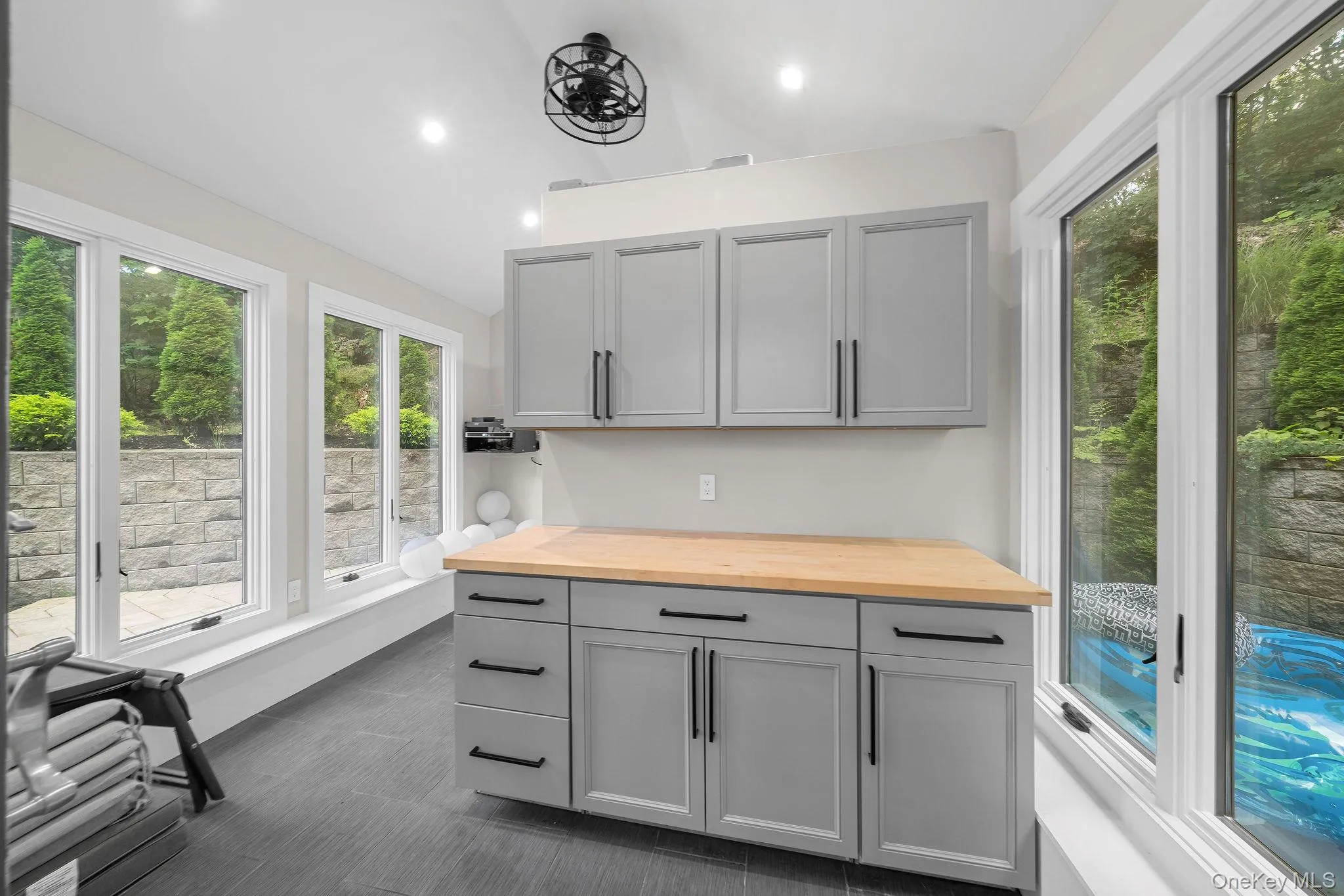 12 Seaside Drive, Brookhaven, NY, 5 Bedrooms Bedrooms, 20 Rooms Rooms,4 BathroomsBathrooms,Residential,For Rent,Seaside,0,1043759 12 Seaside Drive, Brookhaven, NY, 5 Bedrooms Bedrooms, 20 Rooms Rooms,4 BathroomsBathrooms,Residential,For Rent,Seaside,0,1043759