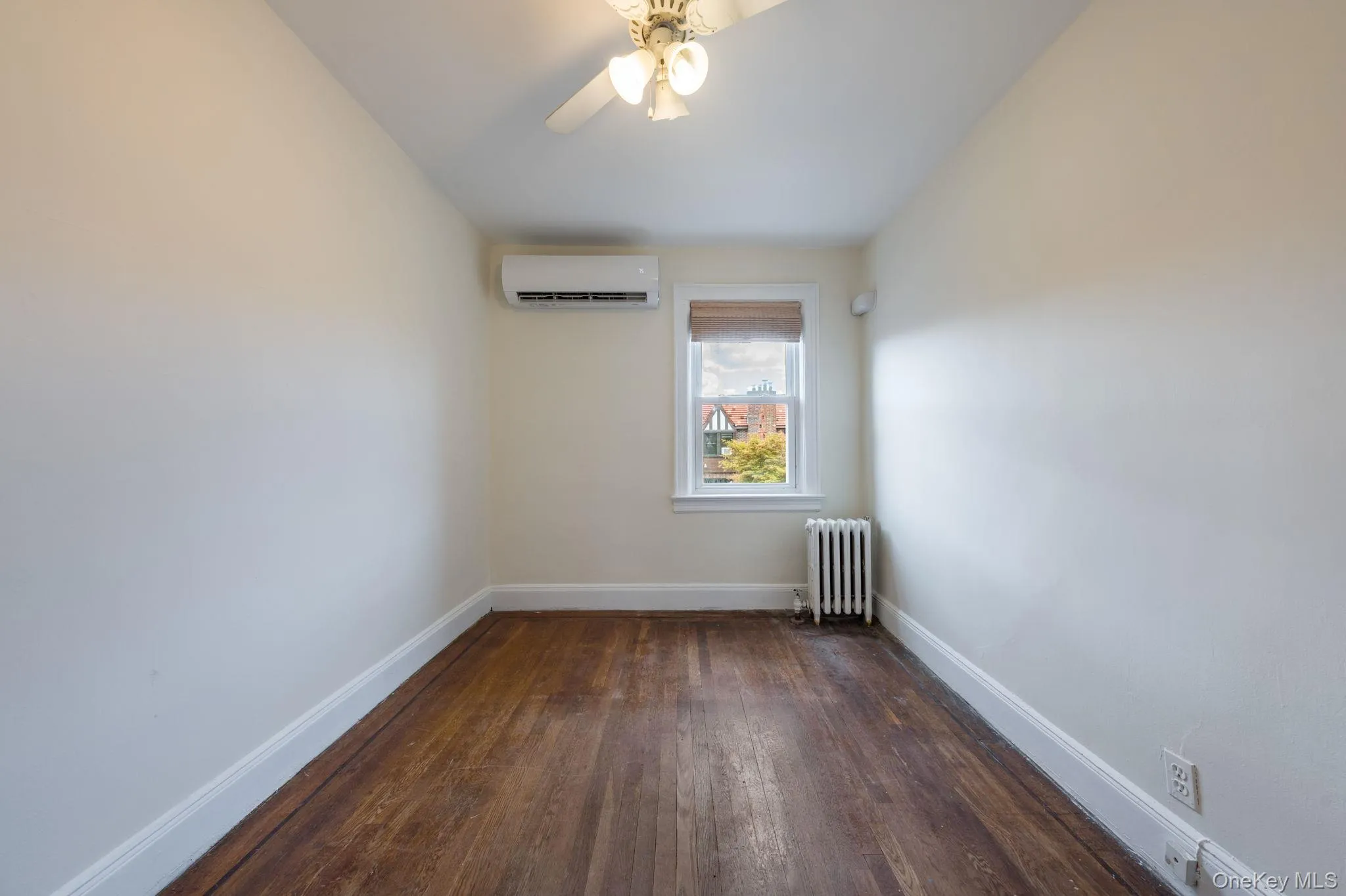 130-35 229th Street, New York, NY, 3 Bedrooms Bedrooms, 6 Rooms Rooms,2 BathroomsBathrooms,Residential,For Rent,229th,0,1043760 130-35 229th Street, New York, NY, 3 Bedrooms Bedrooms, 6 Rooms Rooms,2 BathroomsBathrooms,Residential,For Rent,229th,0,1043760