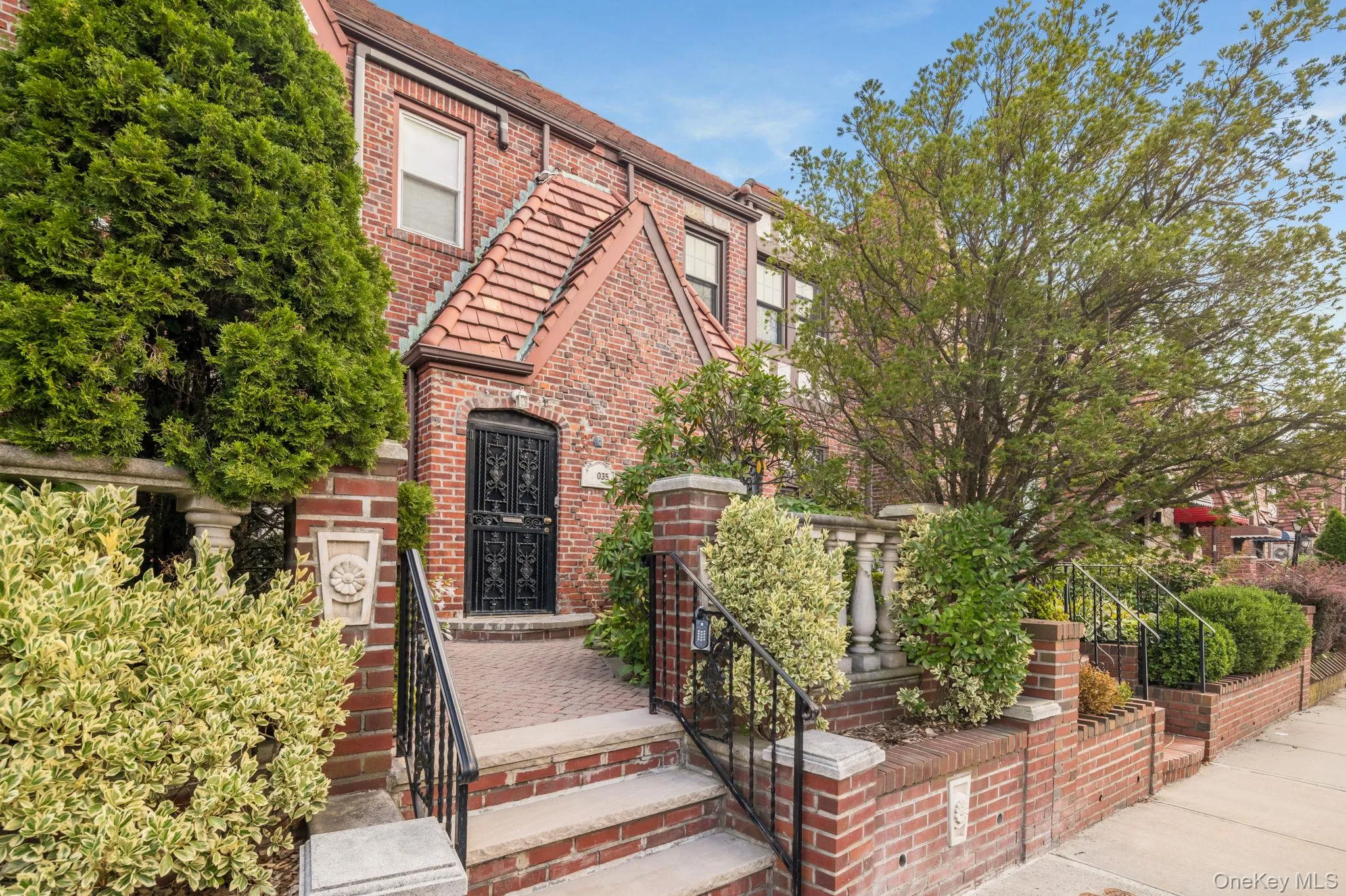 130-35 229th Street, New York, NY, 3 Bedrooms Bedrooms, 6 Rooms Rooms,2 BathroomsBathrooms,Residential,For Rent,229th,0,1043760 130-35 229th Street, New York, NY, 3 Bedrooms Bedrooms, 6 Rooms Rooms,2 BathroomsBathrooms,Residential,For Rent,229th,0,1043760