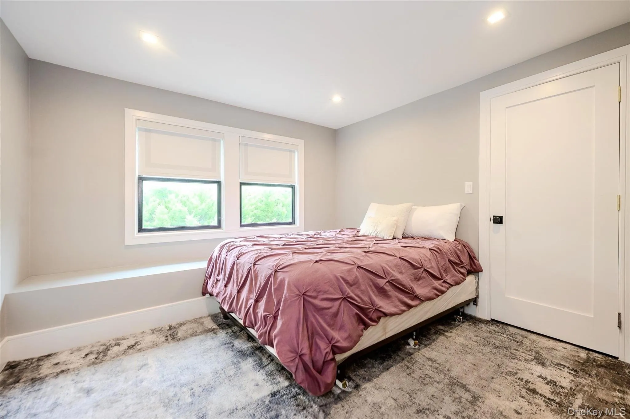 39 Burton Avenue, Hempstead, NY, 8 Bedrooms Bedrooms, 14 Rooms Rooms,5 BathroomsBathrooms,Residential,For Rent,Burton,0,1043763 39 Burton Avenue, Hempstead, NY, 8 Bedrooms Bedrooms, 14 Rooms Rooms,5 BathroomsBathrooms,Residential,For Rent,Burton,0,1043763