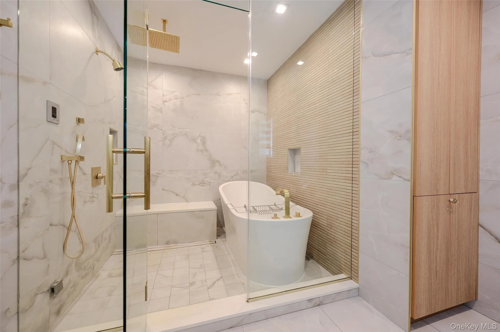 39 Burton Avenue, Hempstead, NY, 8 Bedrooms Bedrooms, 14 Rooms Rooms,5 BathroomsBathrooms,Residential,For Rent,Burton,0,1043763 39 Burton Avenue, Hempstead, NY, 8 Bedrooms Bedrooms, 14 Rooms Rooms,5 BathroomsBathrooms,Residential,For Rent,Burton,0,1043763
