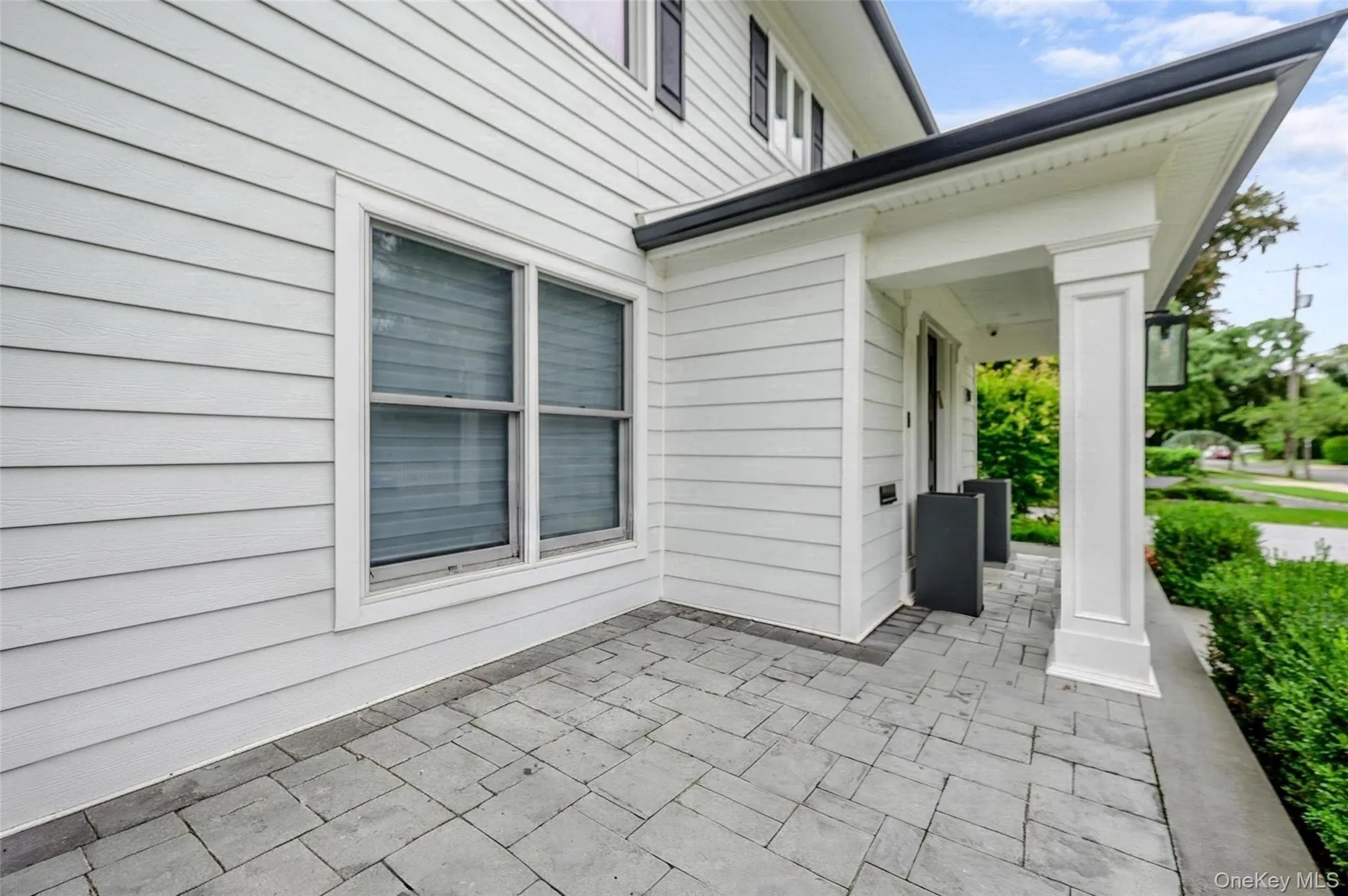 39 Burton Avenue, Hempstead, NY, 8 Bedrooms Bedrooms, 14 Rooms Rooms,5 BathroomsBathrooms,Residential,For Rent,Burton,0,1043763 39 Burton Avenue, Hempstead, NY, 8 Bedrooms Bedrooms, 14 Rooms Rooms,5 BathroomsBathrooms,Residential,For Rent,Burton,0,1043763