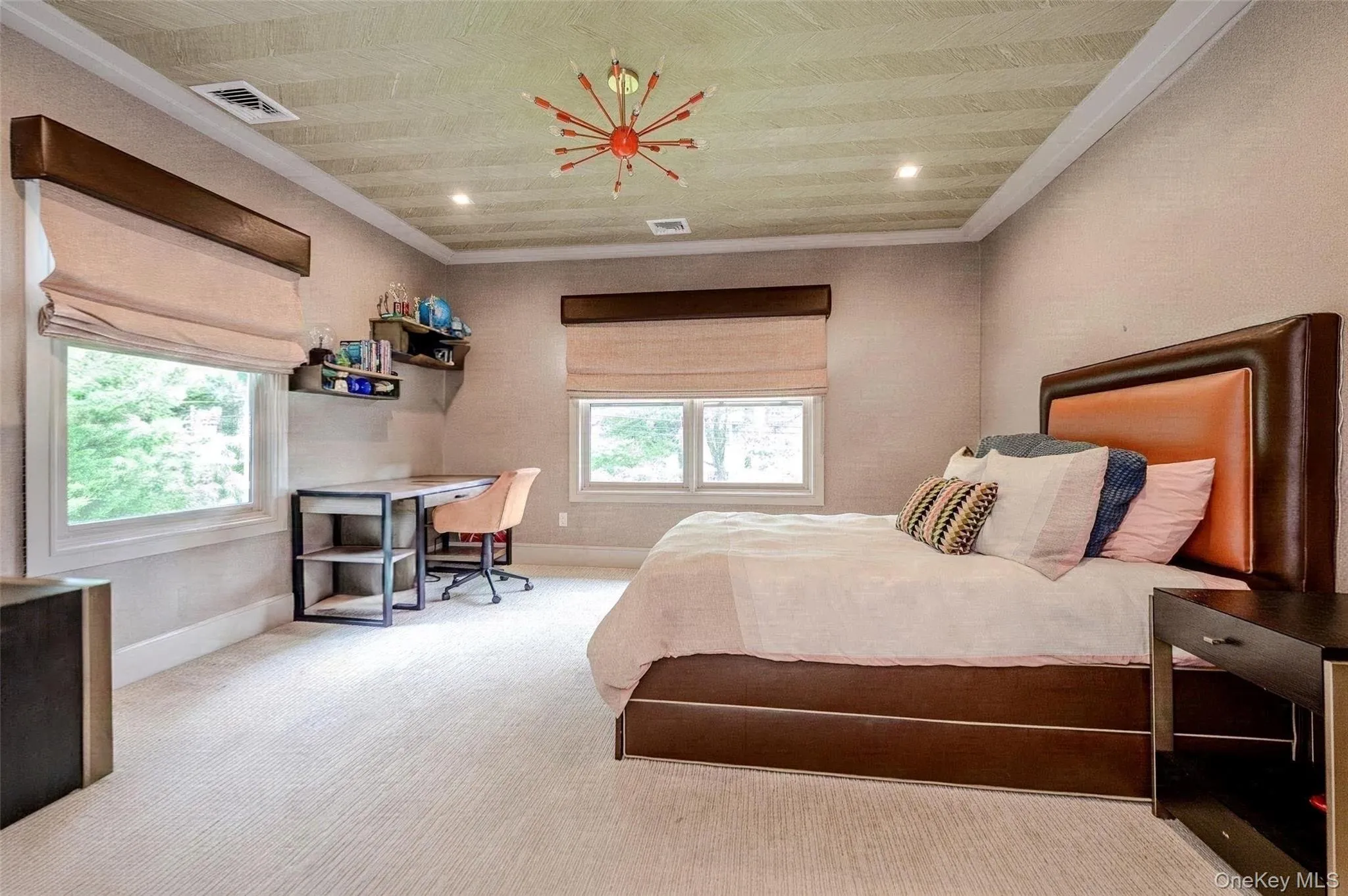 39 Burton Avenue, Hempstead, NY, 8 Bedrooms Bedrooms, 14 Rooms Rooms,5 BathroomsBathrooms,Residential,For Rent,Burton,0,1043763 39 Burton Avenue, Hempstead, NY, 8 Bedrooms Bedrooms, 14 Rooms Rooms,5 BathroomsBathrooms,Residential,For Rent,Burton,0,1043763