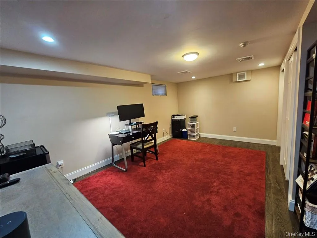 1st Level Family Room/ Den / Guest Space 1st Level Family Room/ Den / Guest Space