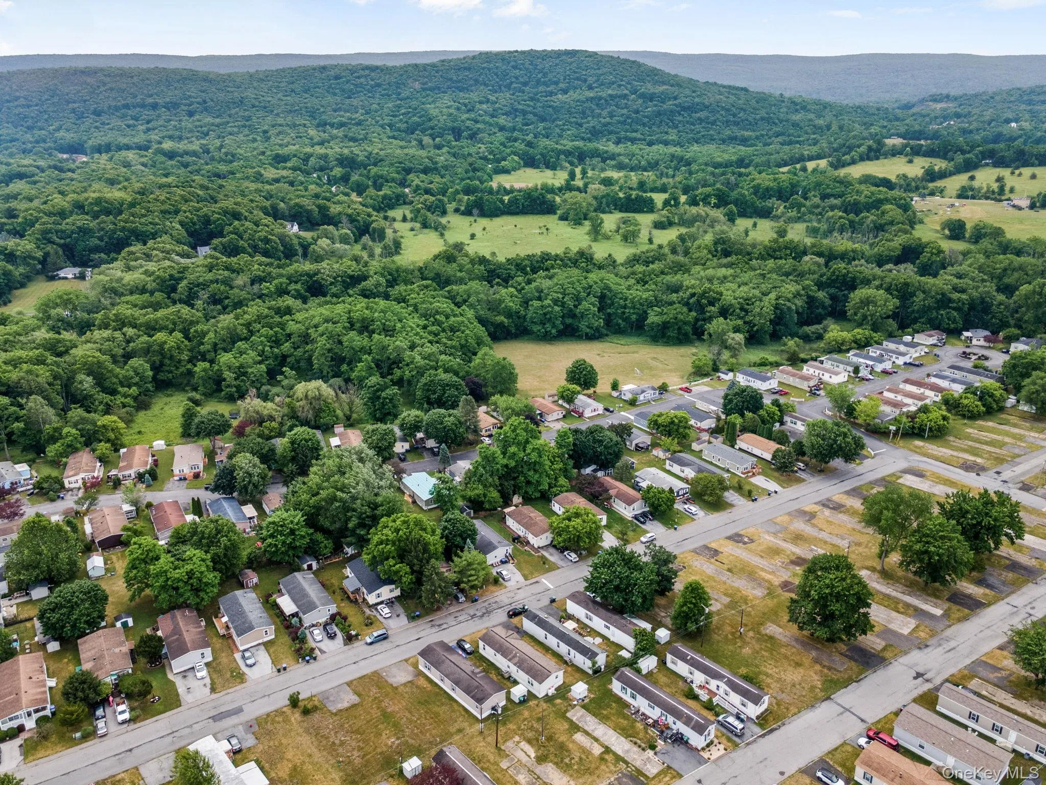 26 East Avenue, Blooming Grove, NY, 3 Bedrooms Bedrooms, 8 Rooms Rooms,2 BathroomsBathrooms,Residential,For Rent,East,0,1043765 26 East Avenue, Blooming Grove, NY, 3 Bedrooms Bedrooms, 8 Rooms Rooms,2 BathroomsBathrooms,Residential,For Rent,East,0,1043765