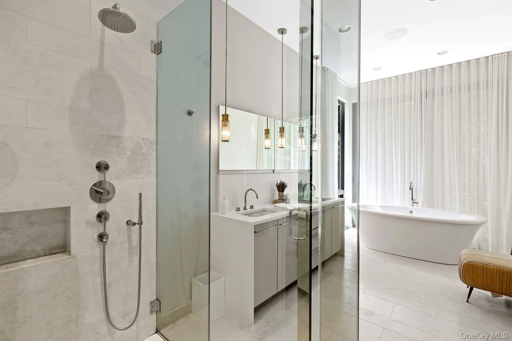 32 Neck Path, East Hampton, NY, 5 Bedrooms Bedrooms, 11 Rooms Rooms,6 BathroomsBathrooms,Residential,For Rent,Neck,0,1043767 32 Neck Path, East Hampton, NY, 5 Bedrooms Bedrooms, 11 Rooms Rooms,6 BathroomsBathrooms,Residential,For Rent,Neck,0,1043767