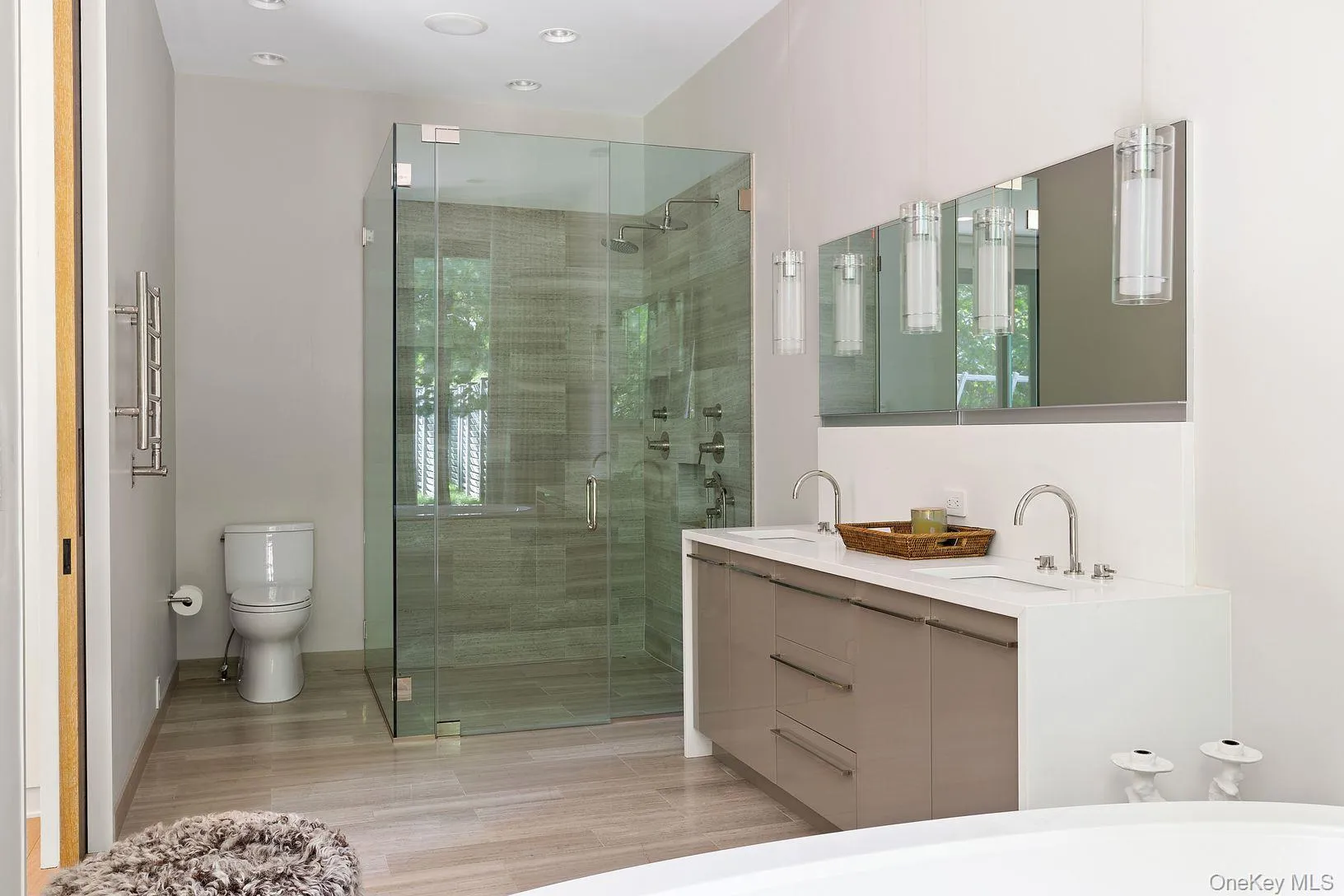 32 Neck Path, East Hampton, NY, 5 Bedrooms Bedrooms, 11 Rooms Rooms,6 BathroomsBathrooms,Residential,For Rent,Neck,0,1043767 32 Neck Path, East Hampton, NY, 5 Bedrooms Bedrooms, 11 Rooms Rooms,6 BathroomsBathrooms,Residential,For Rent,Neck,0,1043767