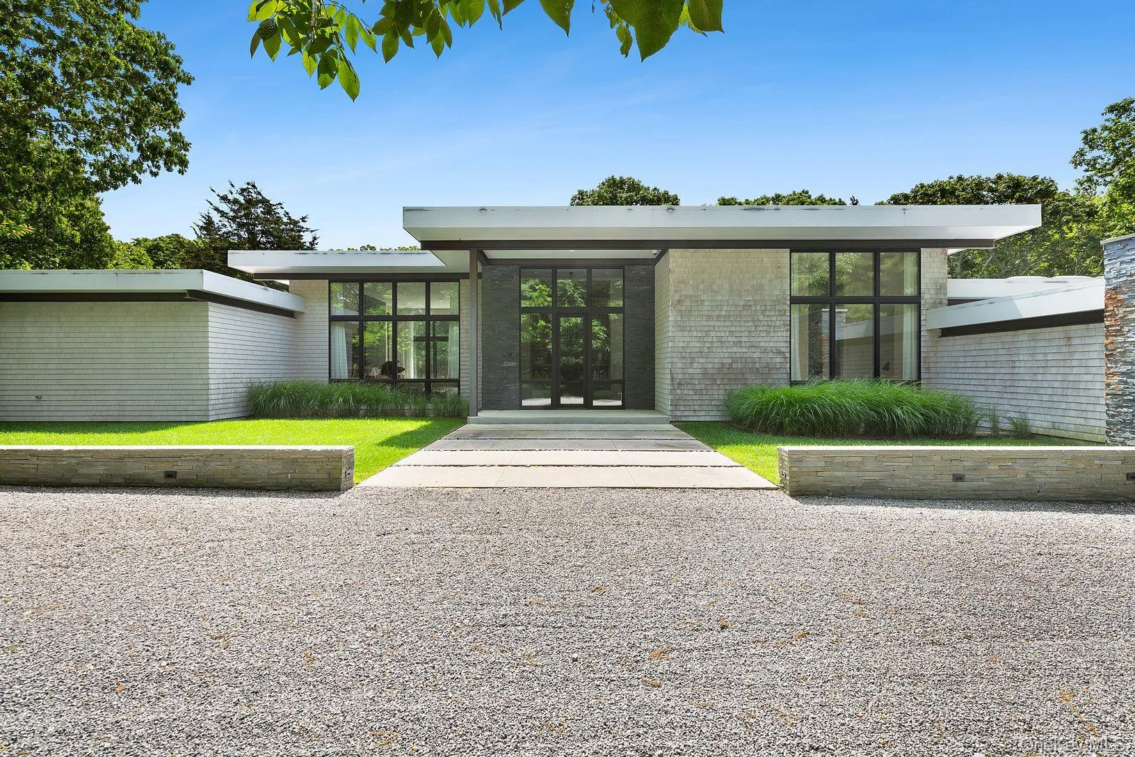 32 Neck Path, East Hampton, NY, 5 Bedrooms Bedrooms, 11 Rooms Rooms,6 BathroomsBathrooms,Residential,For Rent,Neck,0,1043767 32 Neck Path, East Hampton, NY, 5 Bedrooms Bedrooms, 11 Rooms Rooms,6 BathroomsBathrooms,Residential,For Rent,Neck,0,1043767