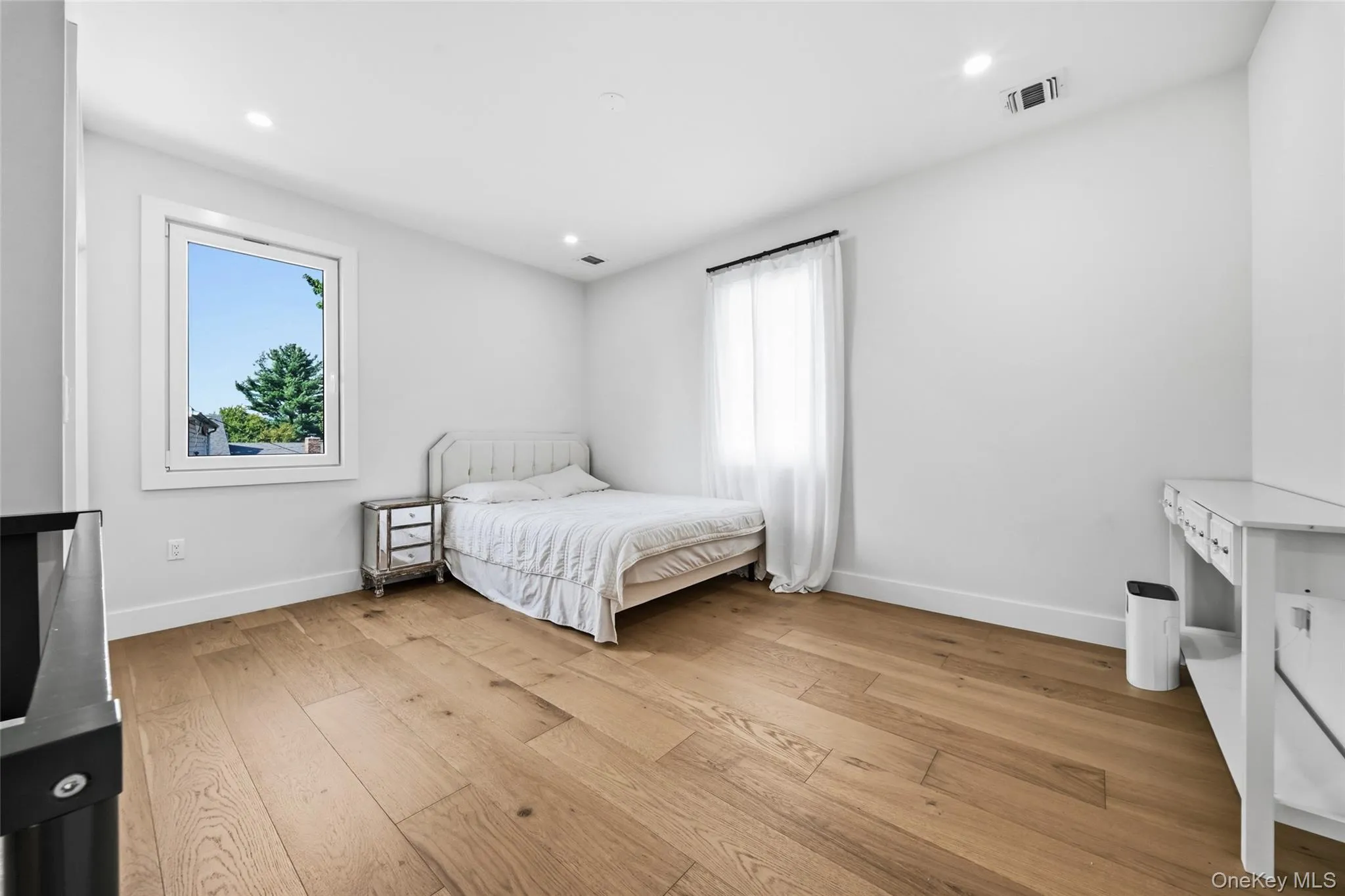 9 Vista Lane, Hempstead, NY, 5 Bedrooms Bedrooms, 9 Rooms Rooms,3 BathroomsBathrooms,Residential,For Rent,Vista,0,1043769 9 Vista Lane, Hempstead, NY, 5 Bedrooms Bedrooms, 9 Rooms Rooms,3 BathroomsBathrooms,Residential,For Rent,Vista,0,1043769