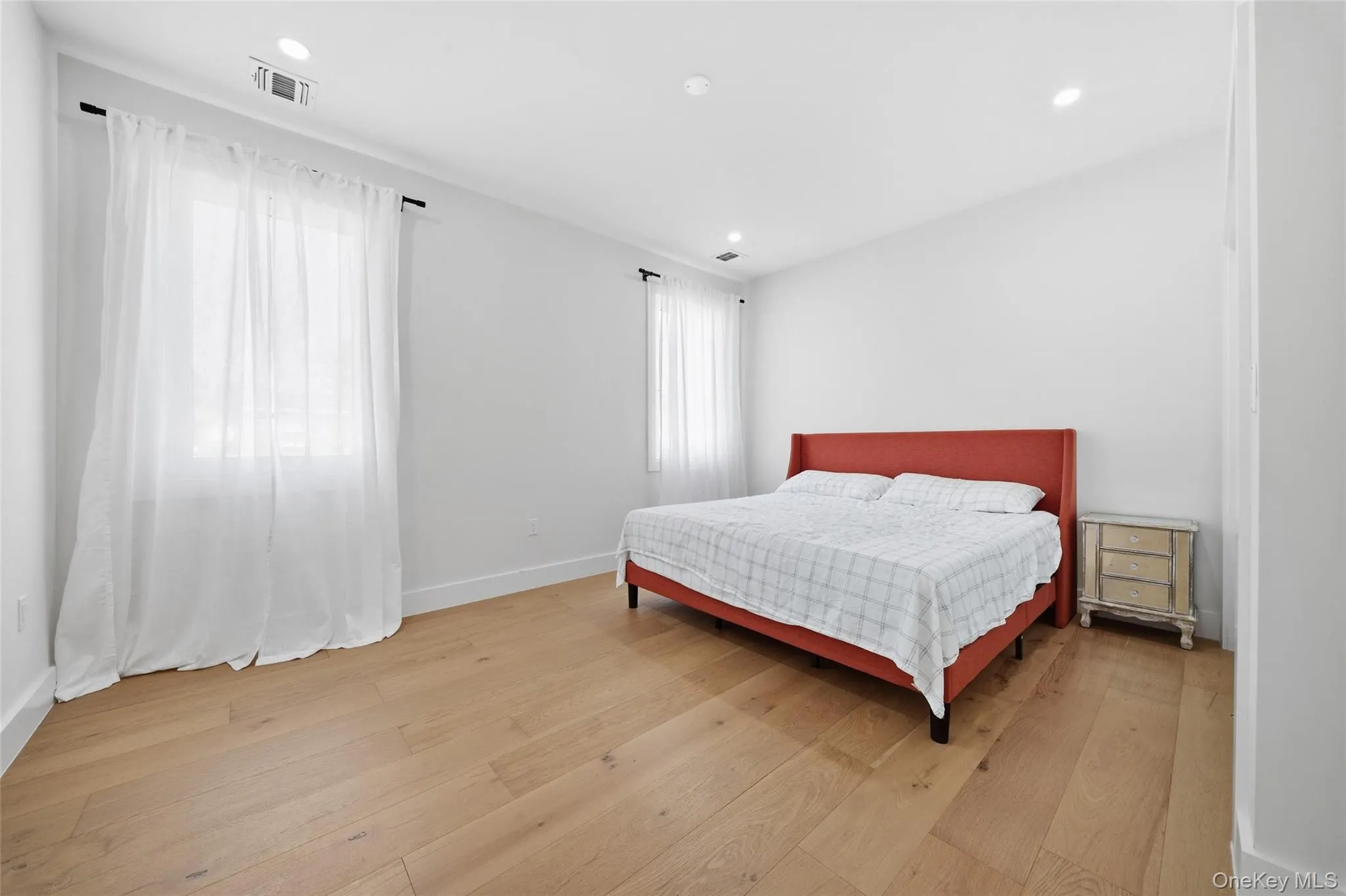 9 Vista Lane, Hempstead, NY, 5 Bedrooms Bedrooms, 9 Rooms Rooms,3 BathroomsBathrooms,Residential,For Rent,Vista,0,1043769 9 Vista Lane, Hempstead, NY, 5 Bedrooms Bedrooms, 9 Rooms Rooms,3 BathroomsBathrooms,Residential,For Rent,Vista,0,1043769