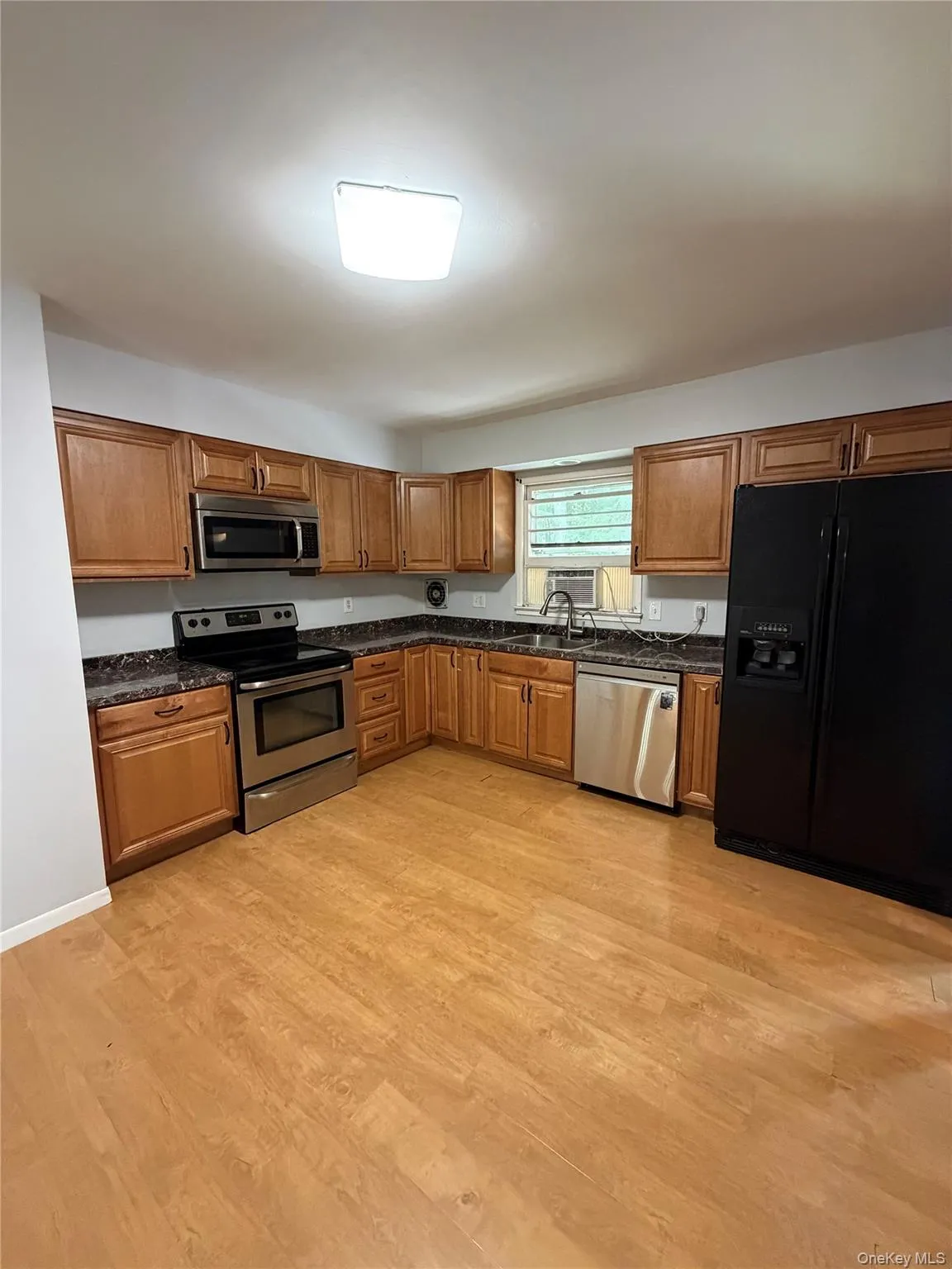 230 Roosevelt Road, Hyde Park, NY, 3 Bedrooms Bedrooms, 10 Rooms Rooms,1 BathroomBathrooms,Residential,For Rent,Roosevelt,0,1043770 230 Roosevelt Road, Hyde Park, NY, 3 Bedrooms Bedrooms, 10 Rooms Rooms,1 BathroomBathrooms,Residential,For Rent,Roosevelt,0,1043770