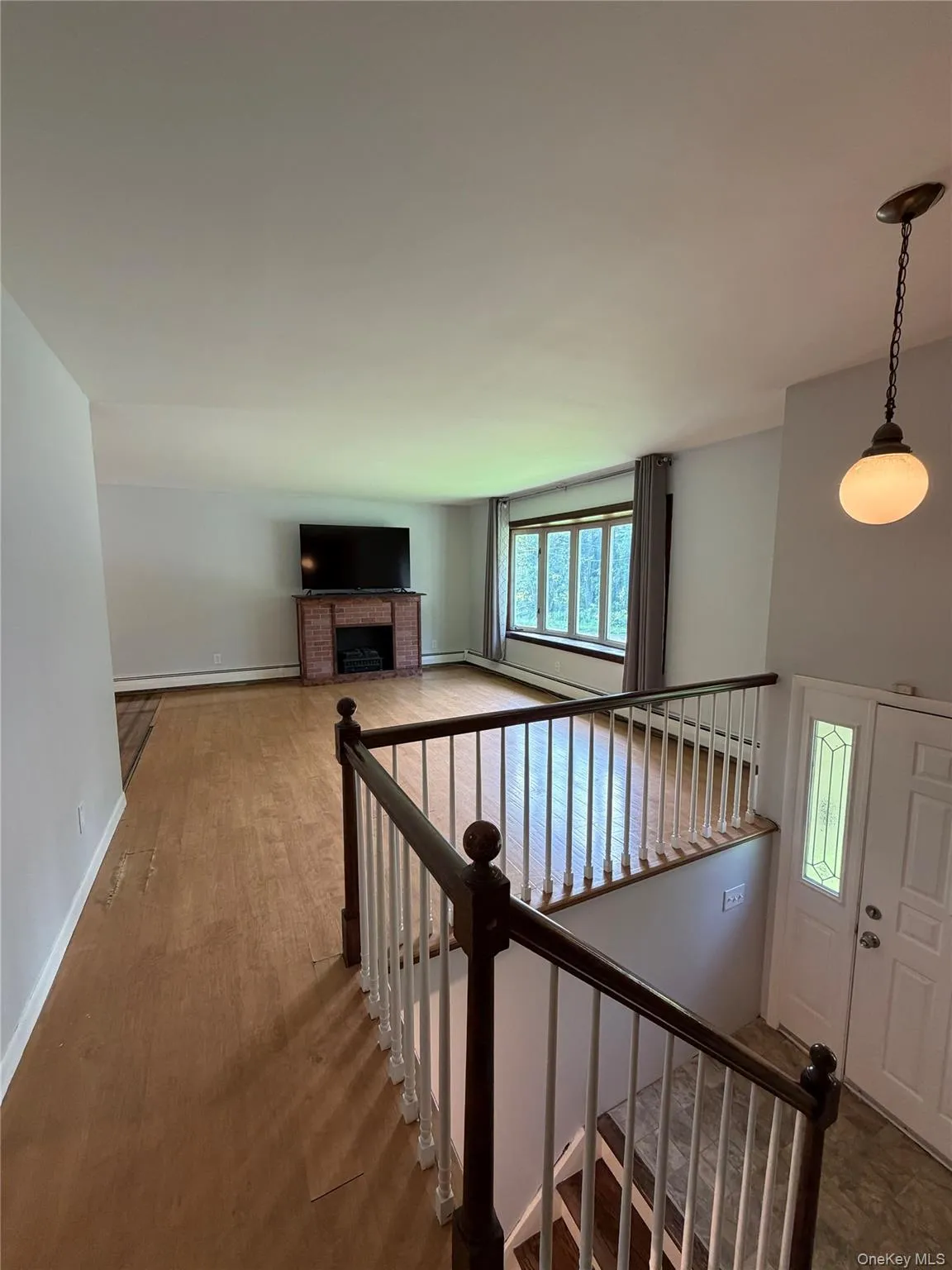 230 Roosevelt Road, Hyde Park, NY, 3 Bedrooms Bedrooms, 10 Rooms Rooms,1 BathroomBathrooms,Residential,For Rent,Roosevelt,0,1043770 230 Roosevelt Road, Hyde Park, NY, 3 Bedrooms Bedrooms, 10 Rooms Rooms,1 BathroomBathrooms,Residential,For Rent,Roosevelt,0,1043770