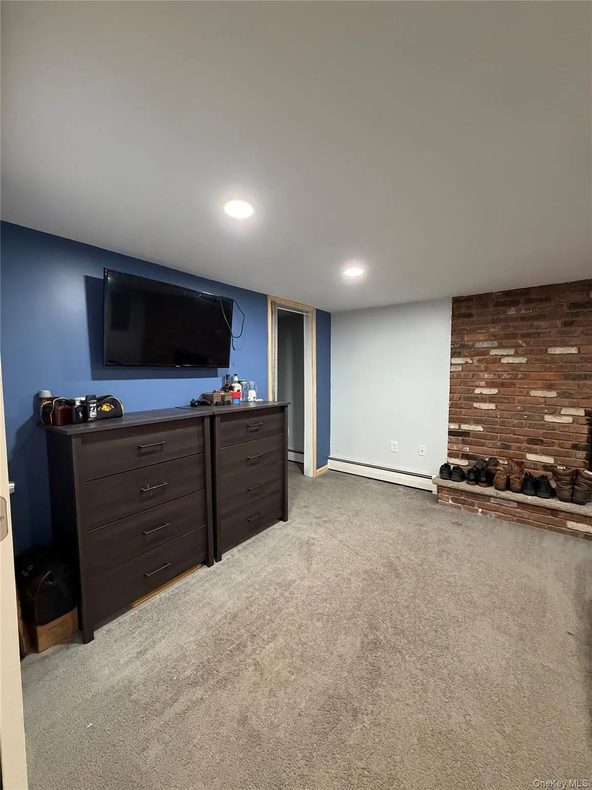 230 Roosevelt Road, Hyde Park, NY, 3 Bedrooms Bedrooms, 10 Rooms Rooms,1 BathroomBathrooms,Residential,For Rent,Roosevelt,0,1043770 230 Roosevelt Road, Hyde Park, NY, 3 Bedrooms Bedrooms, 10 Rooms Rooms,1 BathroomBathrooms,Residential,For Rent,Roosevelt,0,1043770