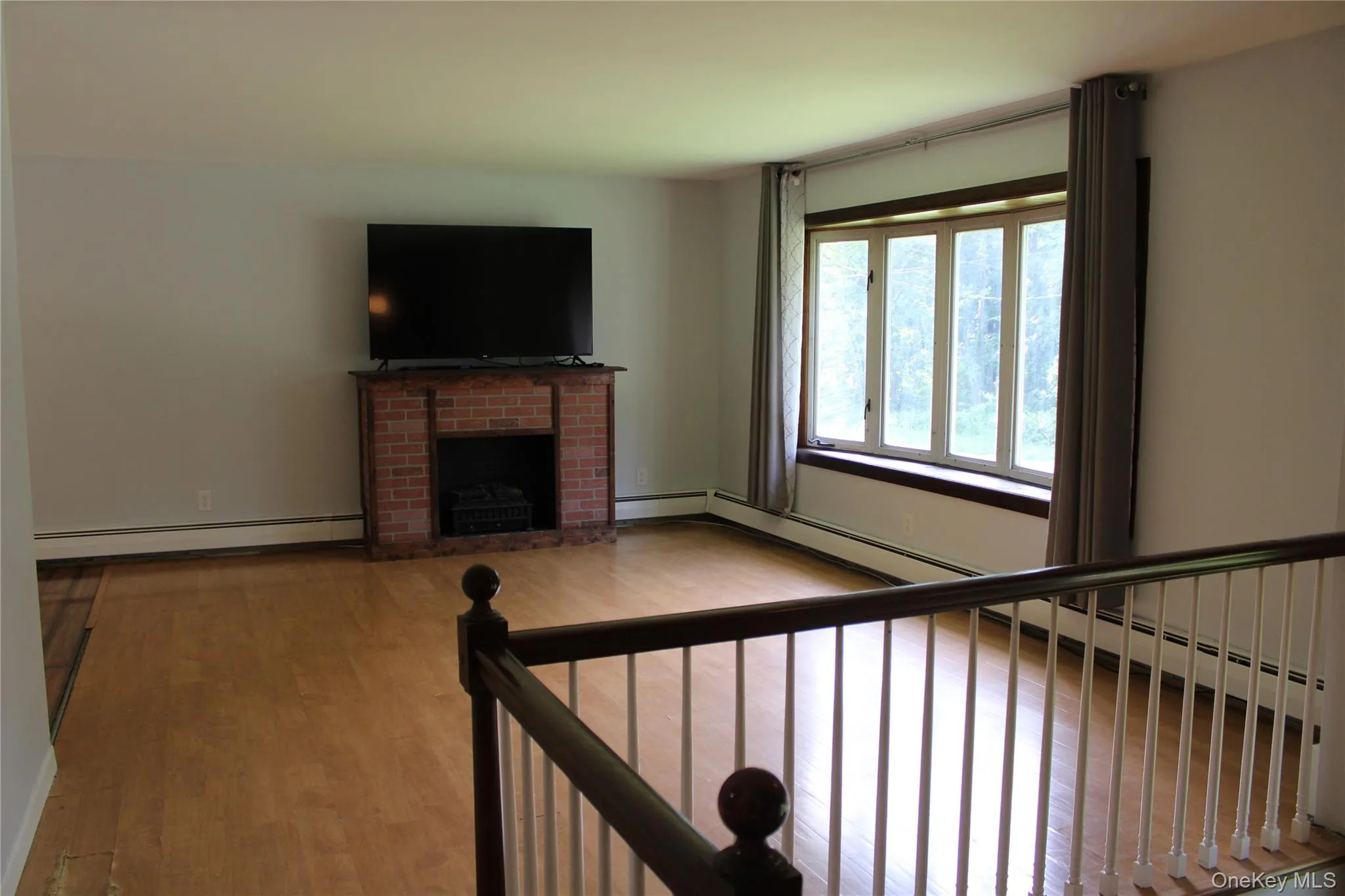230 Roosevelt Road, Hyde Park, NY, 3 Bedrooms Bedrooms, 10 Rooms Rooms,1 BathroomBathrooms,Residential,For Rent,Roosevelt,0,1043770 230 Roosevelt Road, Hyde Park, NY, 3 Bedrooms Bedrooms, 10 Rooms Rooms,1 BathroomBathrooms,Residential,For Rent,Roosevelt,0,1043770