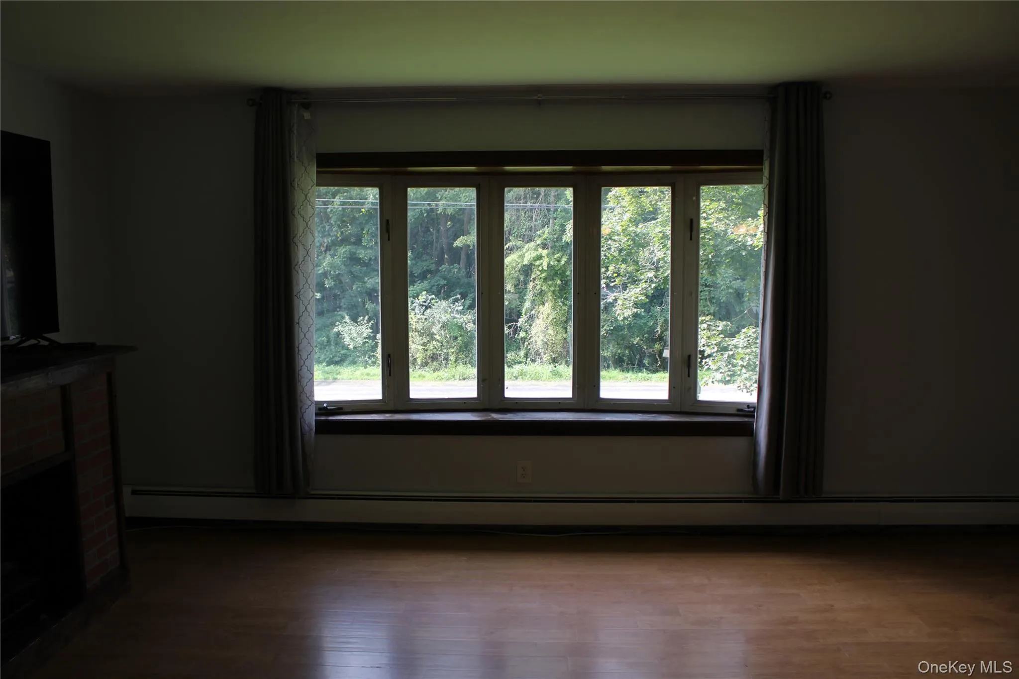 230 Roosevelt Road, Hyde Park, NY, 3 Bedrooms Bedrooms, 10 Rooms Rooms,1 BathroomBathrooms,Residential,For Rent,Roosevelt,0,1043770 230 Roosevelt Road, Hyde Park, NY, 3 Bedrooms Bedrooms, 10 Rooms Rooms,1 BathroomBathrooms,Residential,For Rent,Roosevelt,0,1043770