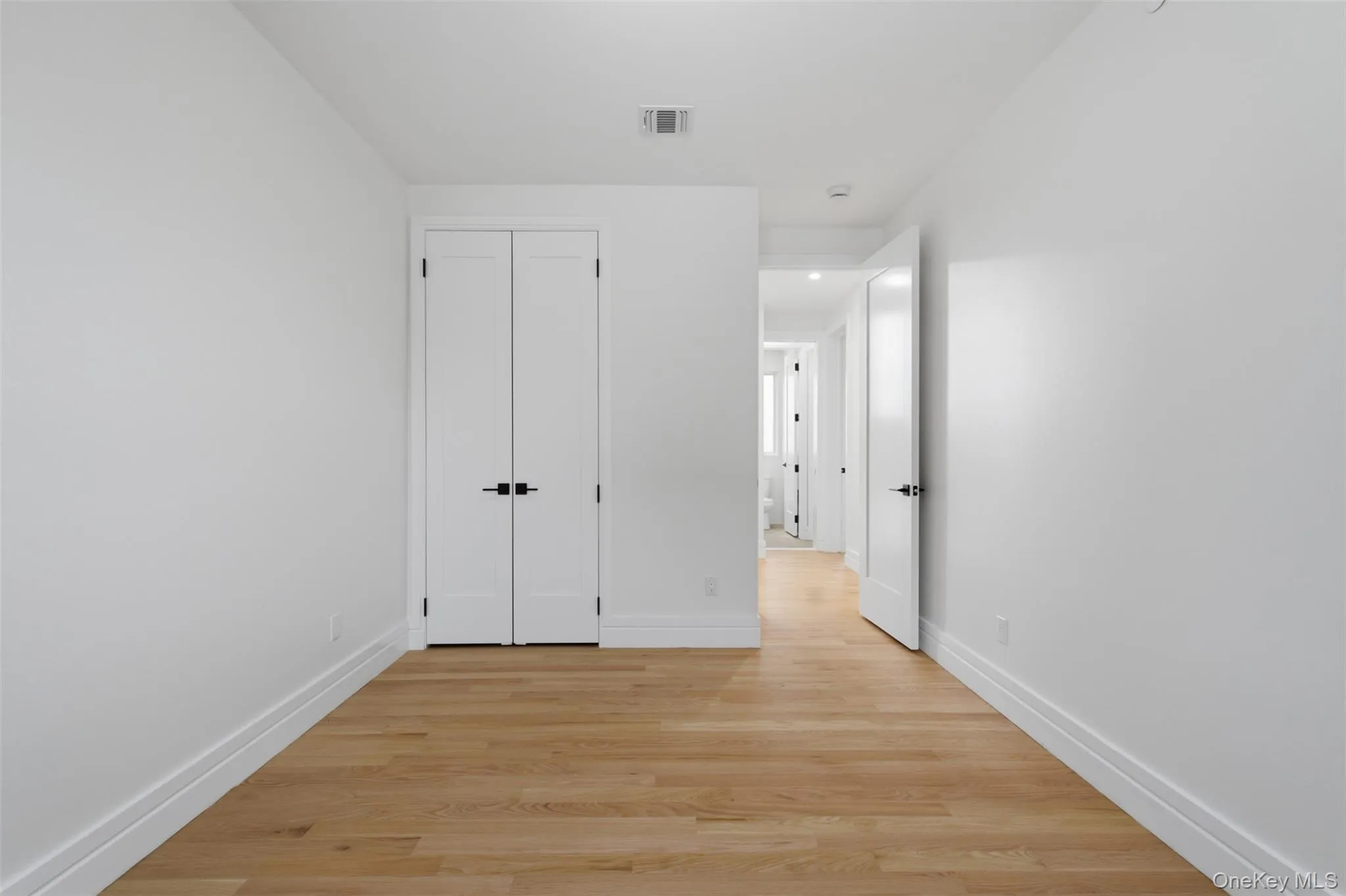 20 Singer Avenue, Ramapo, NY, 9 Bedrooms Bedrooms, 16 Rooms Rooms,5 BathroomsBathrooms,Residential,For Rent,Singer,0,1043771 20 Singer Avenue, Ramapo, NY, 9 Bedrooms Bedrooms, 16 Rooms Rooms,5 BathroomsBathrooms,Residential,For Rent,Singer,0,1043771