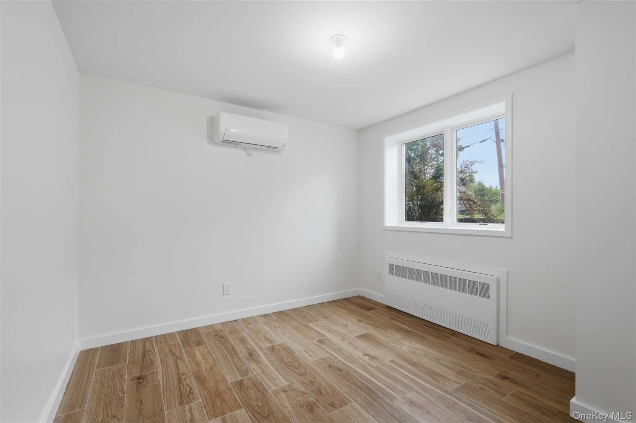 20 Singer Avenue, Ramapo, NY, 9 Bedrooms Bedrooms, 16 Rooms Rooms,5 BathroomsBathrooms,Residential,For Rent,Singer,0,1043771 20 Singer Avenue, Ramapo, NY, 9 Bedrooms Bedrooms, 16 Rooms Rooms,5 BathroomsBathrooms,Residential,For Rent,Singer,0,1043771