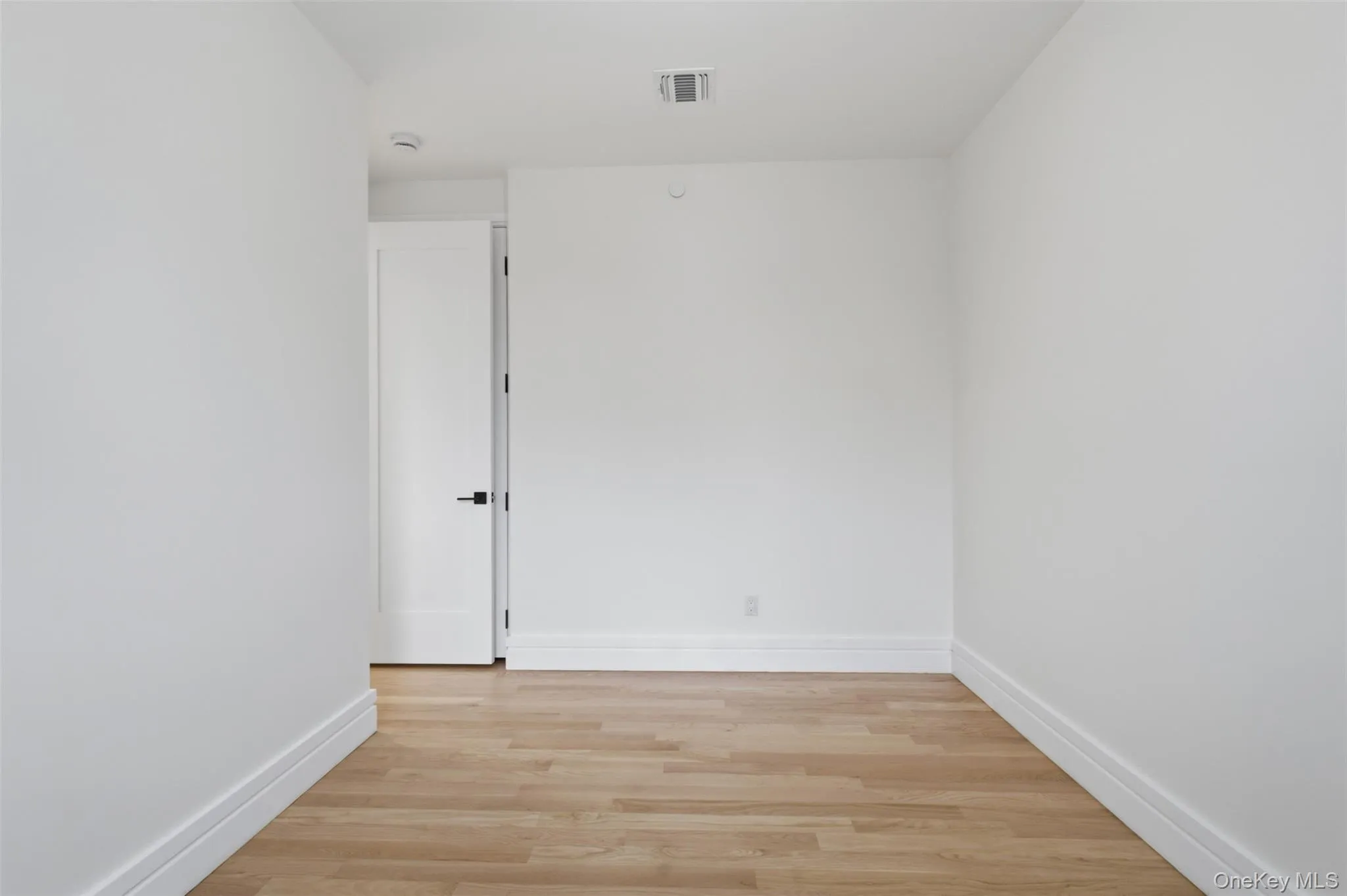 20 Singer Avenue, Ramapo, NY, 9 Bedrooms Bedrooms, 16 Rooms Rooms,5 BathroomsBathrooms,Residential,For Rent,Singer,0,1043771 20 Singer Avenue, Ramapo, NY, 9 Bedrooms Bedrooms, 16 Rooms Rooms,5 BathroomsBathrooms,Residential,For Rent,Singer,0,1043771