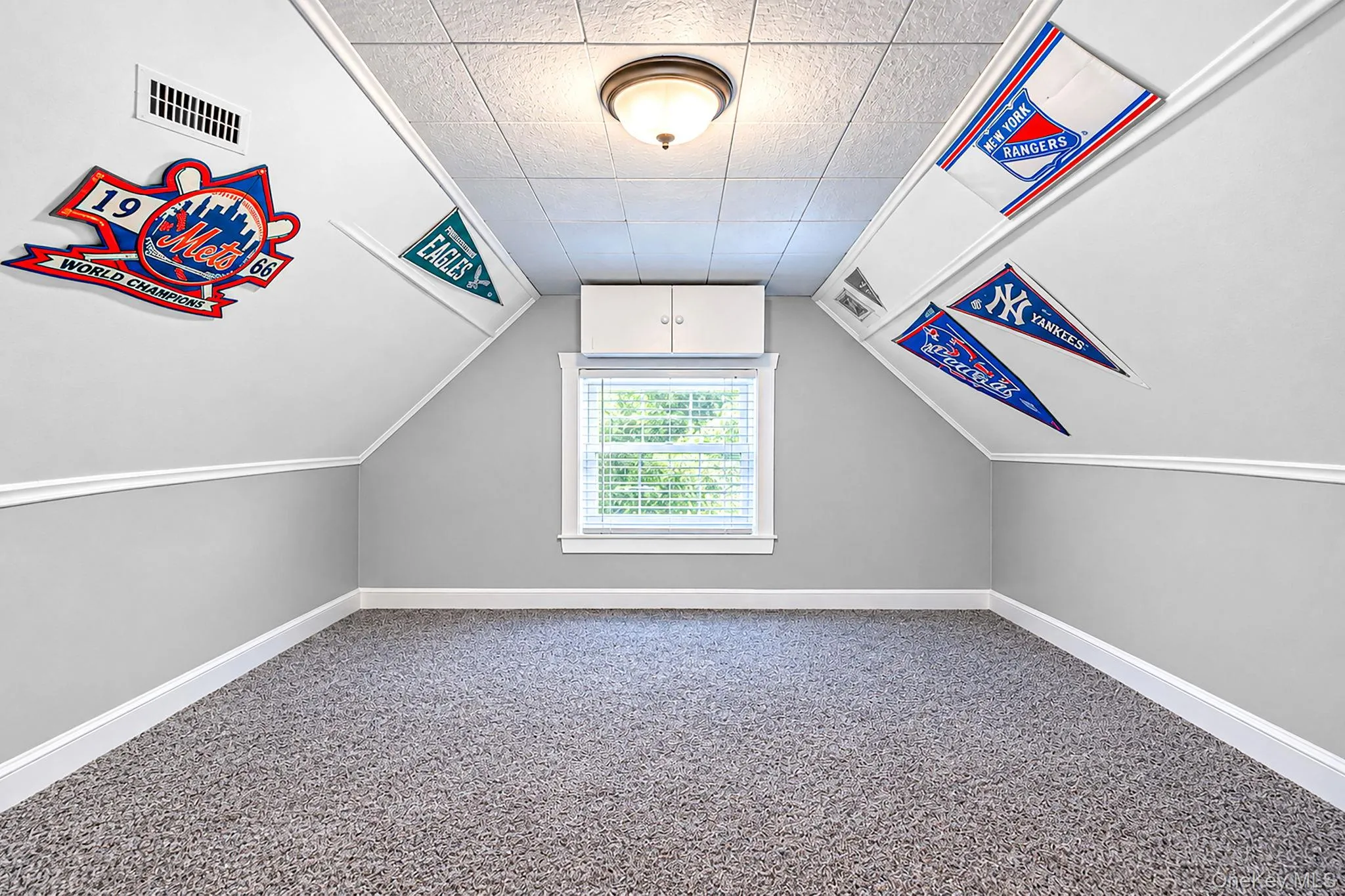 8118 260th Street, New York, NY, 4 Bedrooms Bedrooms, 8 Rooms Rooms,2 BathroomsBathrooms,Residential,For Rent,260th,0,1043775 8118 260th Street, New York, NY, 4 Bedrooms Bedrooms, 8 Rooms Rooms,2 BathroomsBathrooms,Residential,For Rent,260th,0,1043775