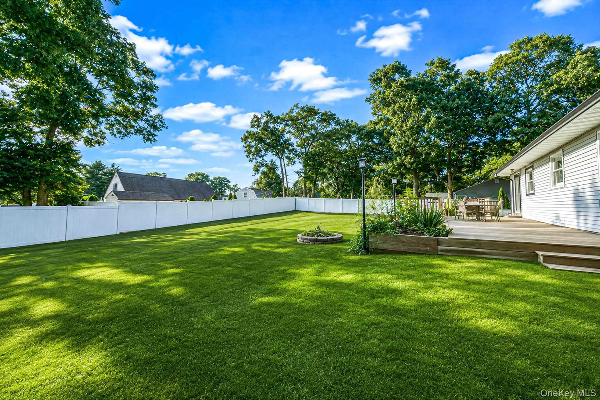 40 Avenue A, Brookhaven, NY, 3 Bedrooms Bedrooms, 5 Rooms Rooms,2 BathroomsBathrooms,Residential,For Rent,Avenue A,0,1043776 40 Avenue A, Brookhaven, NY, 3 Bedrooms Bedrooms, 5 Rooms Rooms,2 BathroomsBathrooms,Residential,For Rent,Avenue A,0,1043776