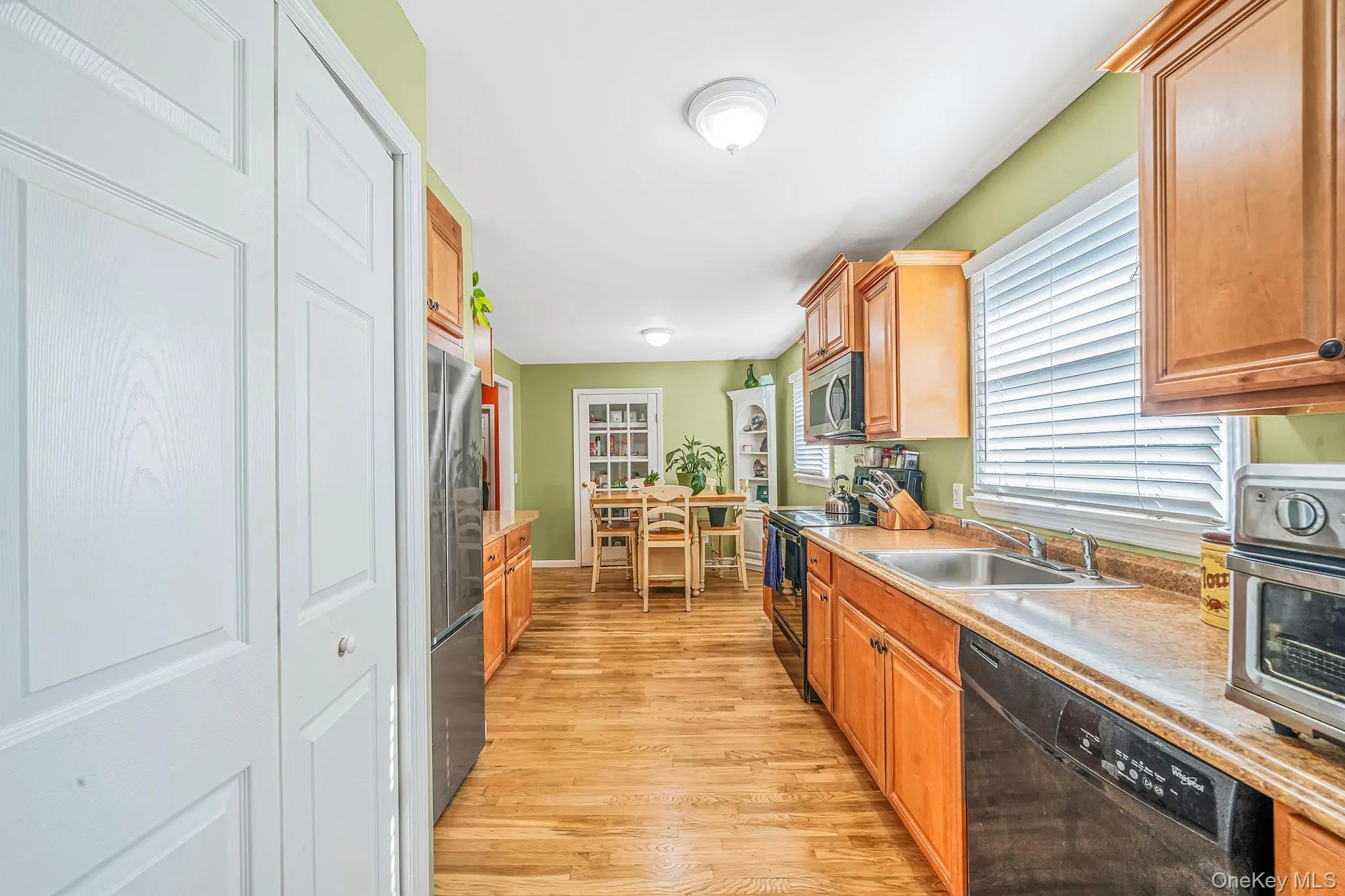 40 Avenue A, Brookhaven, NY, 3 Bedrooms Bedrooms, 5 Rooms Rooms,2 BathroomsBathrooms,Residential,For Rent,Avenue A,0,1043776 40 Avenue A, Brookhaven, NY, 3 Bedrooms Bedrooms, 5 Rooms Rooms,2 BathroomsBathrooms,Residential,For Rent,Avenue A,0,1043776