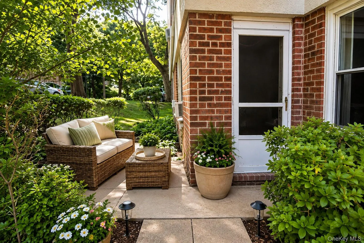 280 Collins Avenue, Mount Vernon, NY, 1 Bedroom Bedrooms, 5 Rooms Rooms,1 BathroomBathrooms,Residential,For Rent,Collins,0,1043777 280 Collins Avenue, Mount Vernon, NY, 1 Bedroom Bedrooms, 5 Rooms Rooms,1 BathroomBathrooms,Residential,For Rent,Collins,0,1043777