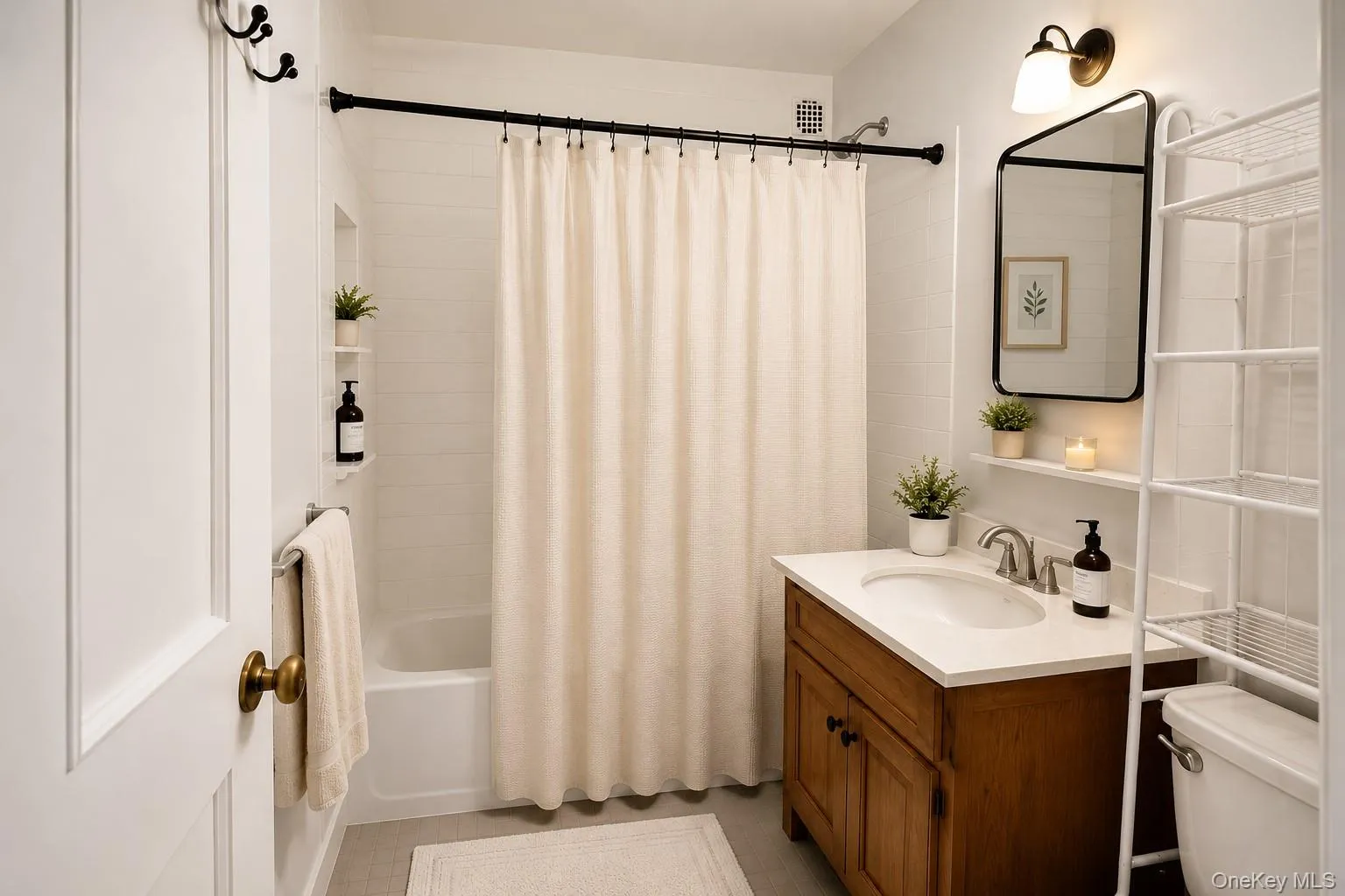 280 Collins Avenue, Mount Vernon, NY, 1 Bedroom Bedrooms, 5 Rooms Rooms,1 BathroomBathrooms,Residential,For Rent,Collins,0,1043777 280 Collins Avenue, Mount Vernon, NY, 1 Bedroom Bedrooms, 5 Rooms Rooms,1 BathroomBathrooms,Residential,For Rent,Collins,0,1043777