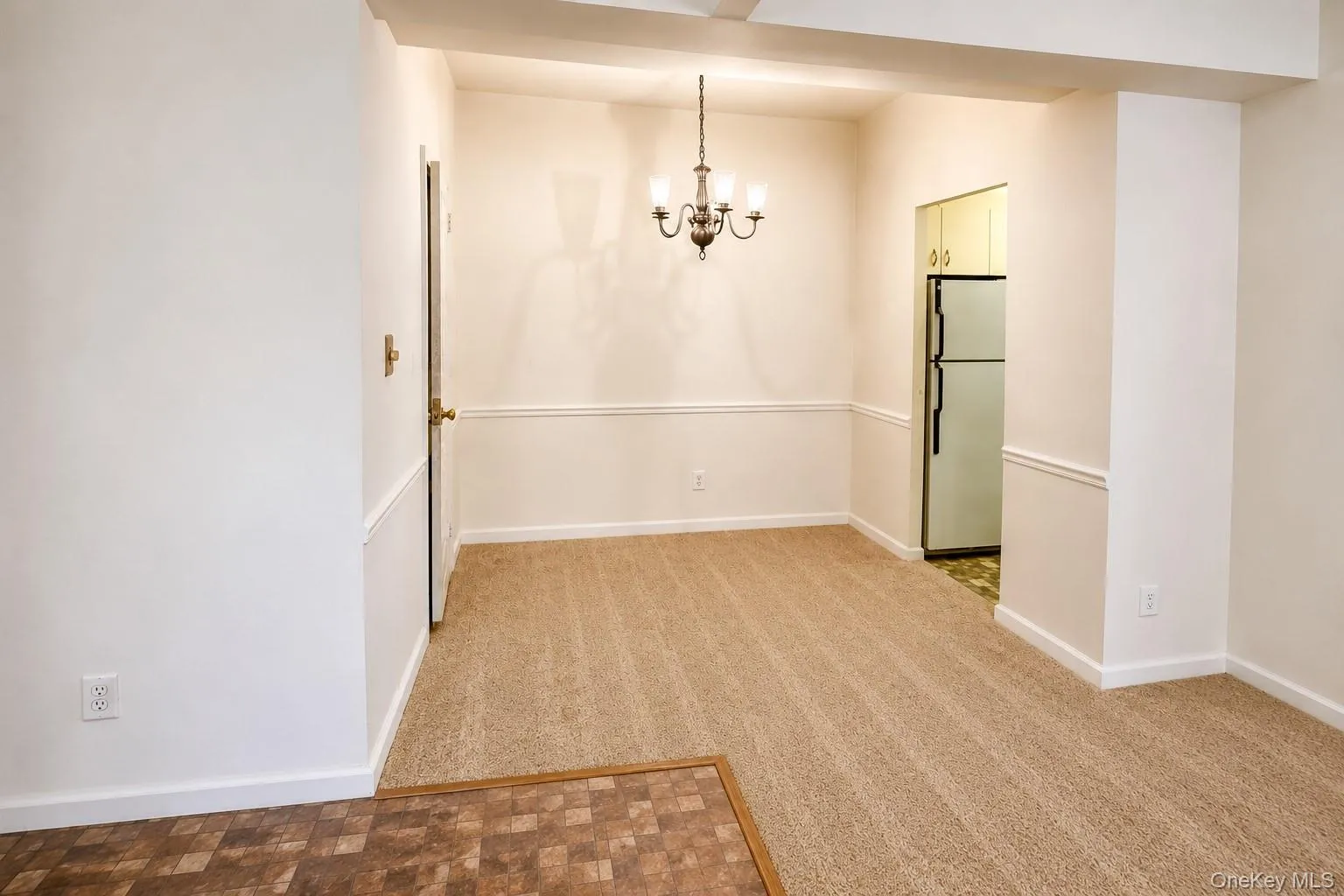 280 Collins Avenue, Mount Vernon, NY, 1 Bedroom Bedrooms, 5 Rooms Rooms,1 BathroomBathrooms,Residential,For Rent,Collins,0,1043777 280 Collins Avenue, Mount Vernon, NY, 1 Bedroom Bedrooms, 5 Rooms Rooms,1 BathroomBathrooms,Residential,For Rent,Collins,0,1043777