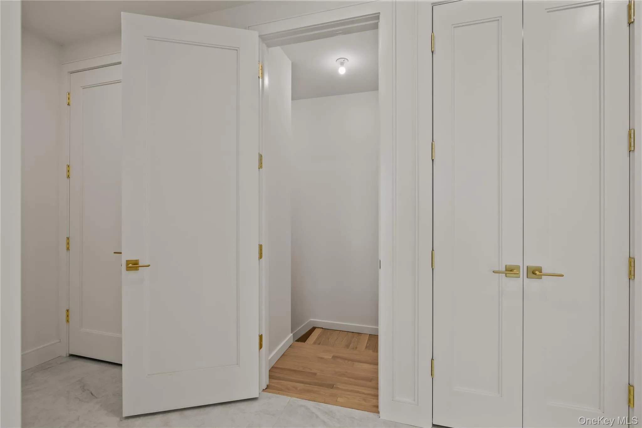 41 Saddle River Road, Ramapo, NY, 7 Bedrooms Bedrooms, 13 Rooms Rooms,4 BathroomsBathrooms,Residential,For Rent,Saddle River,0,1043792 41 Saddle River Road, Ramapo, NY, 7 Bedrooms Bedrooms, 13 Rooms Rooms,4 BathroomsBathrooms,Residential,For Rent,Saddle River,0,1043792