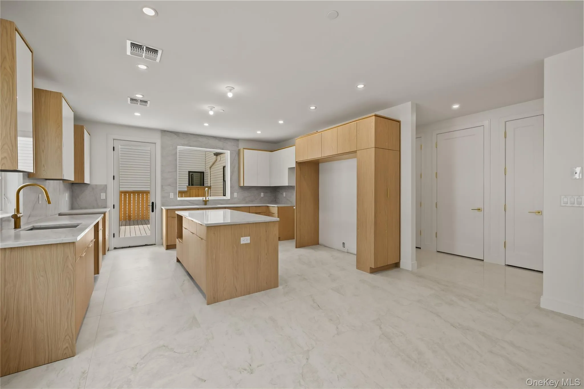 41 Saddle River Road, Ramapo, NY, 7 Bedrooms Bedrooms, 13 Rooms Rooms,4 BathroomsBathrooms,Residential,For Rent,Saddle River,0,1043792 41 Saddle River Road, Ramapo, NY, 7 Bedrooms Bedrooms, 13 Rooms Rooms,4 BathroomsBathrooms,Residential,For Rent,Saddle River,0,1043792