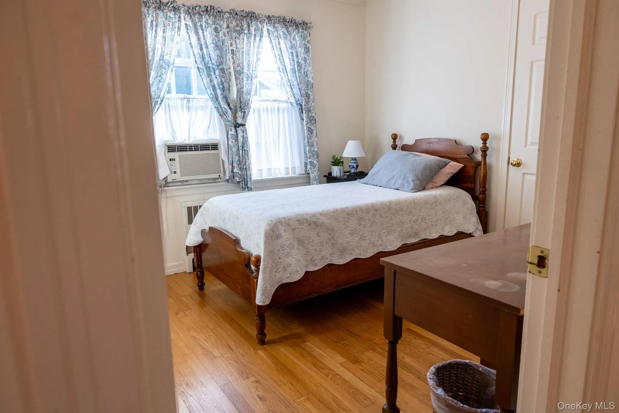 2nd Bedroom 2nd Bedroom