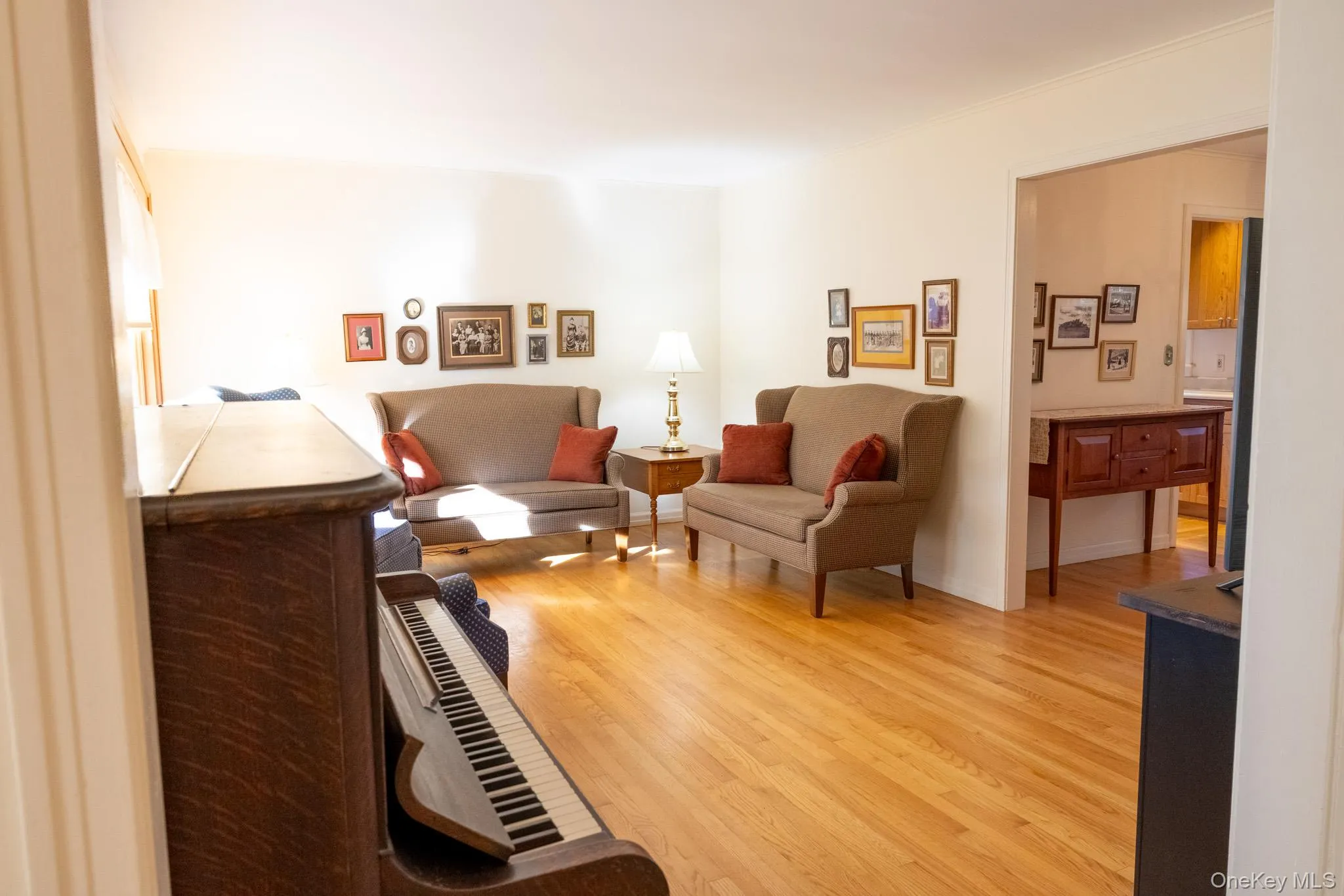 67 Willow Street, Beacon, NY, 3 Bedrooms Bedrooms, 7 Rooms Rooms,1 BathroomBathrooms,Residential,For Rent,Willow,0,1043794 67 Willow Street, Beacon, NY, 3 Bedrooms Bedrooms, 7 Rooms Rooms,1 BathroomBathrooms,Residential,For Rent,Willow,0,1043794