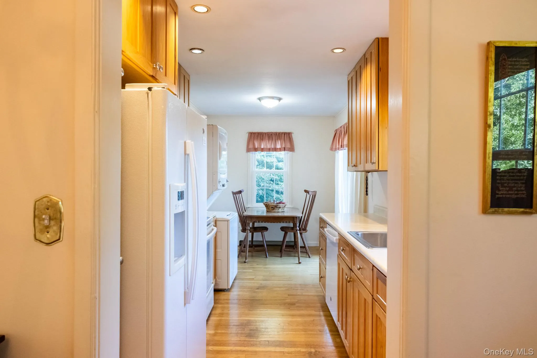 Eat in kitchen Eat in kitchen