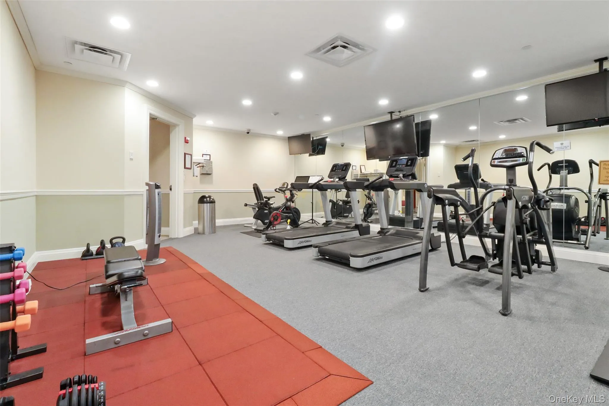 212 Trump Park, Yorktown, NY, 1 Bedroom Bedrooms, 4 Rooms Rooms,1 BathroomBathrooms,Residential,For Rent,Trump,0,1043797 212 Trump Park, Yorktown, NY, 1 Bedroom Bedrooms, 4 Rooms Rooms,1 BathroomBathrooms,Residential,For Rent,Trump,0,1043797