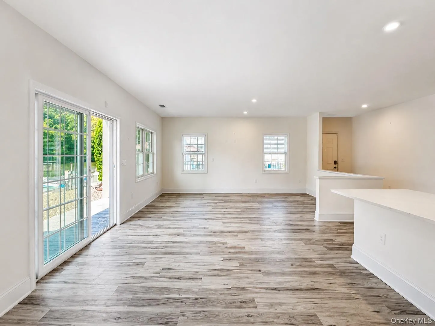 25 Marina Drive, Catskill, NY, 3 Bedrooms Bedrooms, 11 Rooms Rooms,3 BathroomsBathrooms,Residential,For Rent,Marina,0,1043801 25 Marina Drive, Catskill, NY, 3 Bedrooms Bedrooms, 11 Rooms Rooms,3 BathroomsBathrooms,Residential,For Rent,Marina,0,1043801