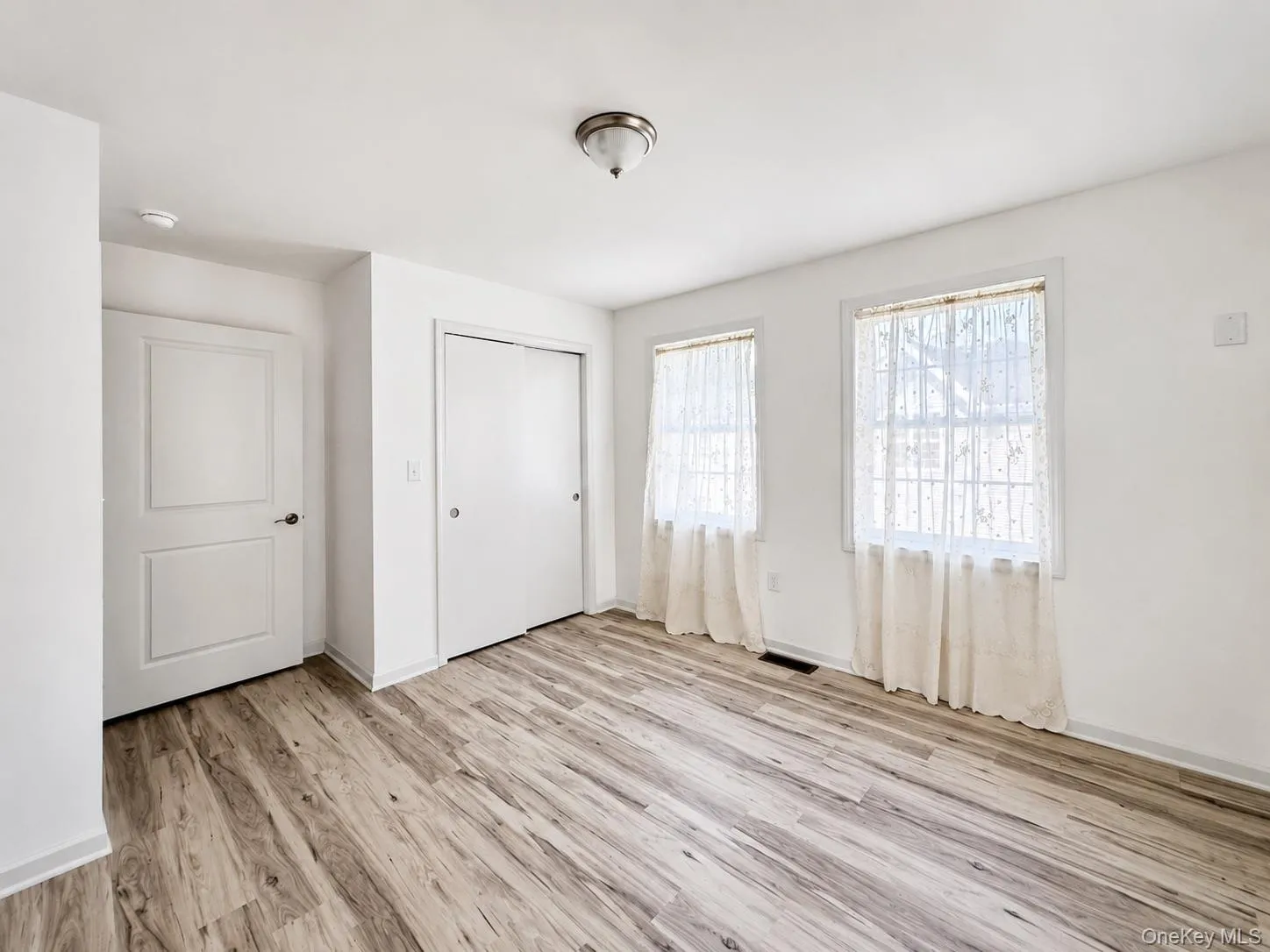 25 Marina Drive, Catskill, NY, 3 Bedrooms Bedrooms, 11 Rooms Rooms,3 BathroomsBathrooms,Residential,For Rent,Marina,0,1043801 25 Marina Drive, Catskill, NY, 3 Bedrooms Bedrooms, 11 Rooms Rooms,3 BathroomsBathrooms,Residential,For Rent,Marina,0,1043801