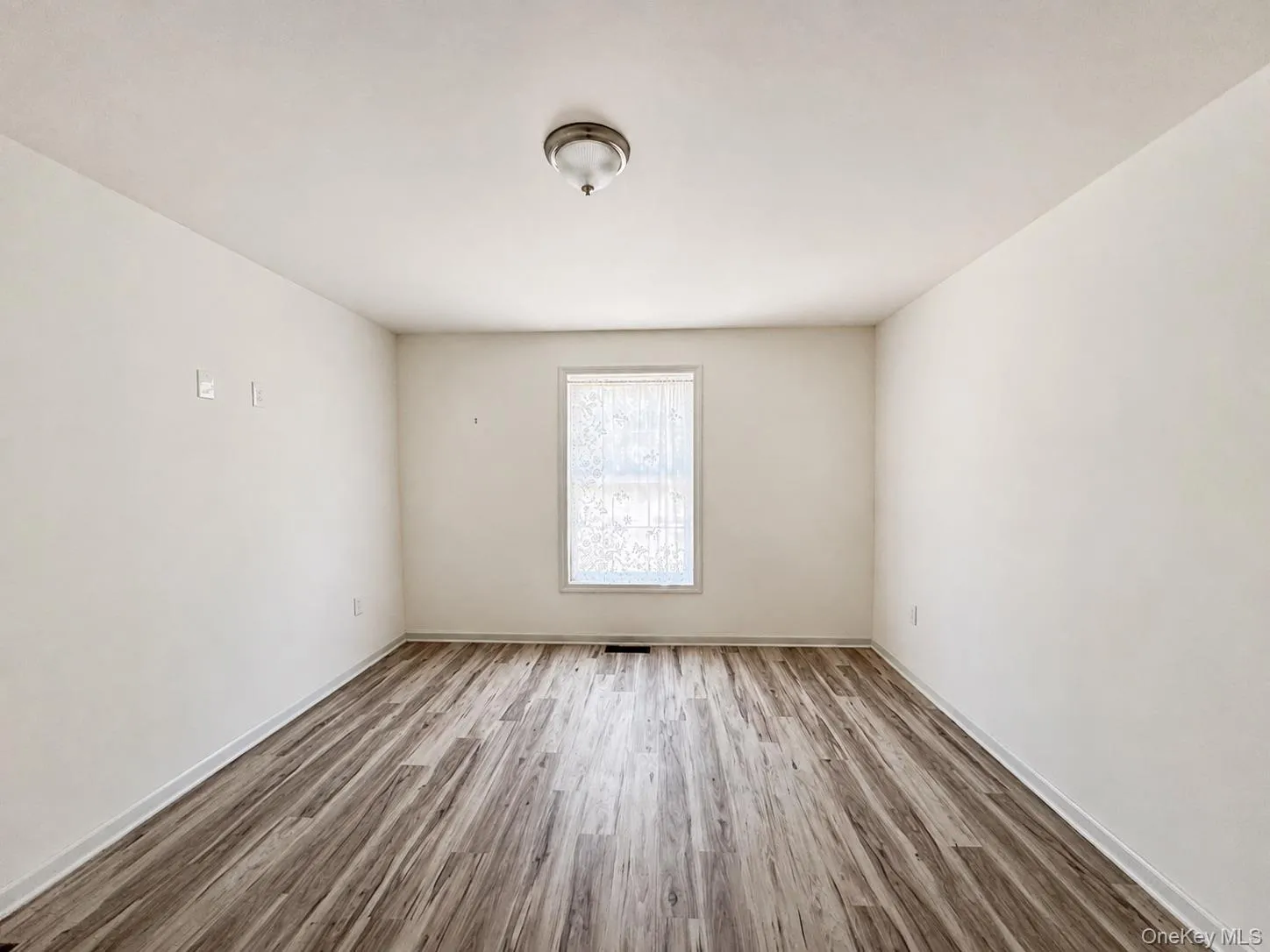 25 Marina Drive, Catskill, NY, 3 Bedrooms Bedrooms, 11 Rooms Rooms,3 BathroomsBathrooms,Residential,For Rent,Marina,0,1043801 25 Marina Drive, Catskill, NY, 3 Bedrooms Bedrooms, 11 Rooms Rooms,3 BathroomsBathrooms,Residential,For Rent,Marina,0,1043801