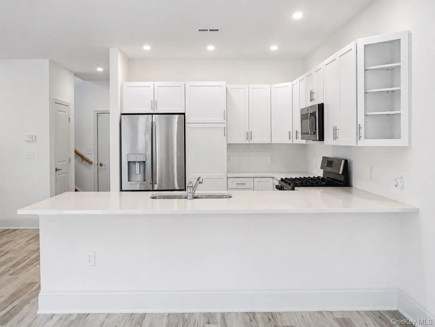 25 Marina Drive, Catskill, NY, 3 Bedrooms Bedrooms, 11 Rooms Rooms,3 BathroomsBathrooms,Residential,For Rent,Marina,0,1043801 25 Marina Drive, Catskill, NY, 3 Bedrooms Bedrooms, 11 Rooms Rooms,3 BathroomsBathrooms,Residential,For Rent,Marina,0,1043801