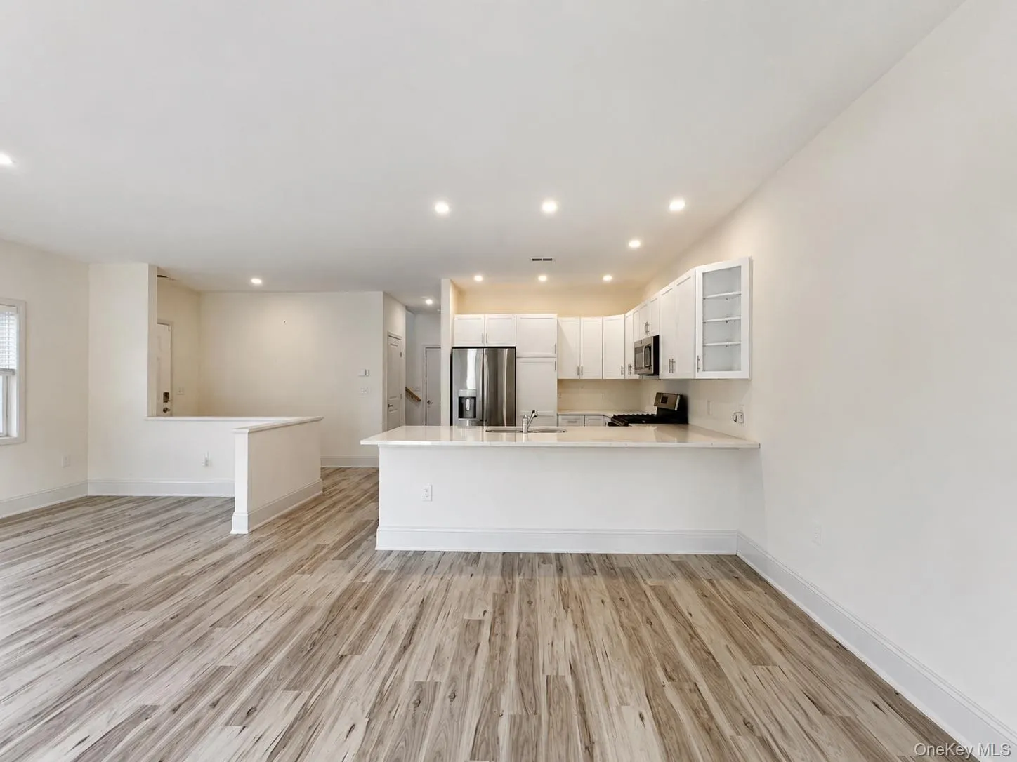 25 Marina Drive, Catskill, NY, 3 Bedrooms Bedrooms, 11 Rooms Rooms,3 BathroomsBathrooms,Residential,For Rent,Marina,0,1043801 25 Marina Drive, Catskill, NY, 3 Bedrooms Bedrooms, 11 Rooms Rooms,3 BathroomsBathrooms,Residential,For Rent,Marina,0,1043801