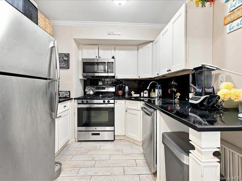 55 Monroe Boulevard, Long Beach, NY, 1 Bedroom Bedrooms, 4 Rooms Rooms,1 BathroomBathrooms,Residential,For Rent,Monroe,0,1043802 55 Monroe Boulevard, Long Beach, NY, 1 Bedroom Bedrooms, 4 Rooms Rooms,1 BathroomBathrooms,Residential,For Rent,Monroe,0,1043802
