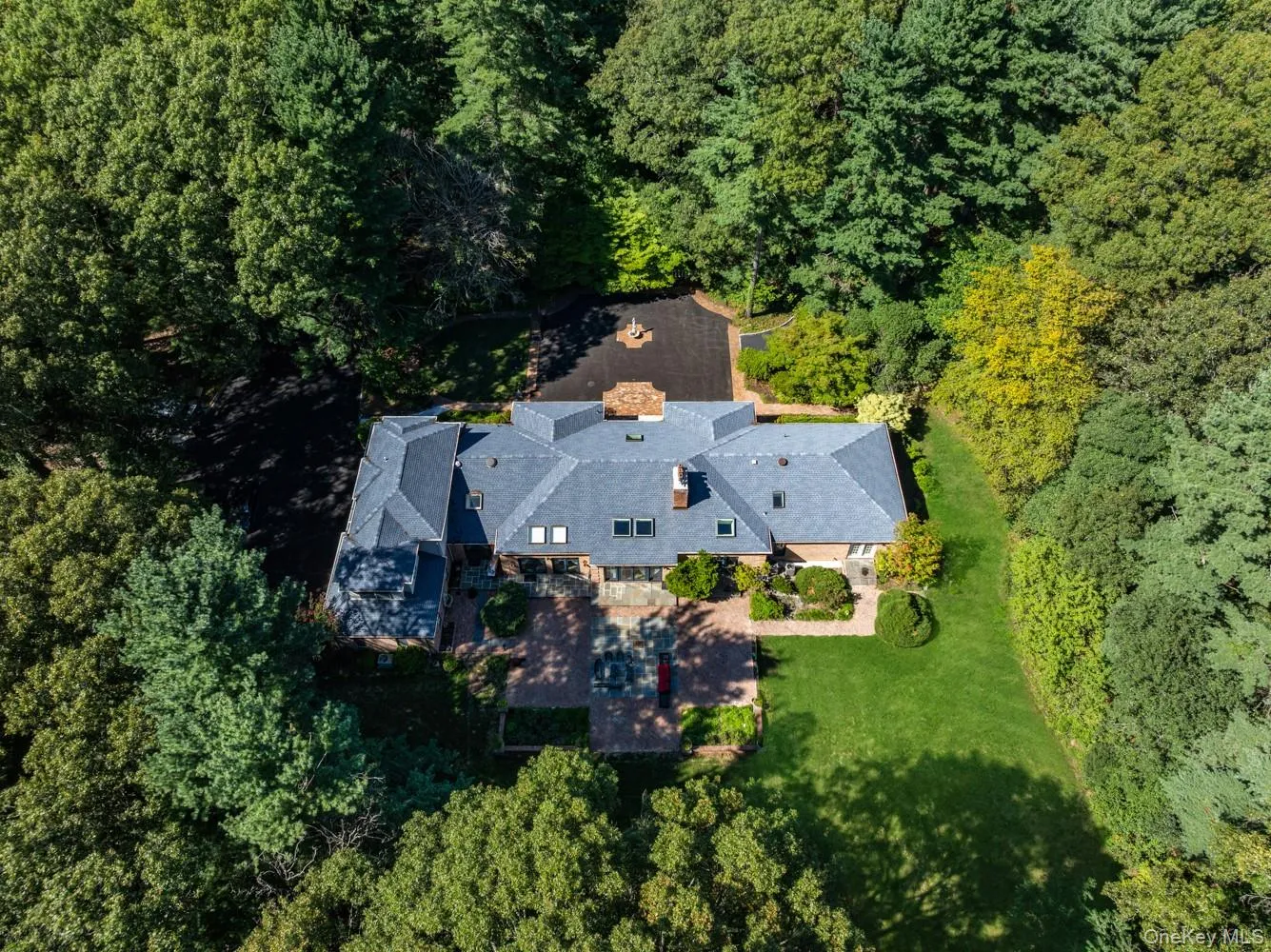 10 Laurel Woods Drive, Oyster Bay, NY, 6 Bedrooms Bedrooms, 11 Rooms Rooms,6 BathroomsBathrooms,Residential,For Rent,Laurel Woods,0,1043804 10 Laurel Woods Drive, Oyster Bay, NY, 6 Bedrooms Bedrooms, 11 Rooms Rooms,6 BathroomsBathrooms,Residential,For Rent,Laurel Woods,0,1043804