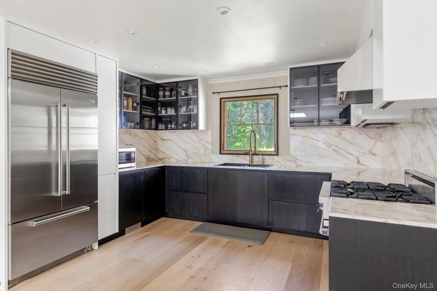 10 Laurel Woods Drive, Oyster Bay, NY, 6 Bedrooms Bedrooms, 11 Rooms Rooms,6 BathroomsBathrooms,Residential,For Rent,Laurel Woods,0,1043804 10 Laurel Woods Drive, Oyster Bay, NY, 6 Bedrooms Bedrooms, 11 Rooms Rooms,6 BathroomsBathrooms,Residential,For Rent,Laurel Woods,0,1043804