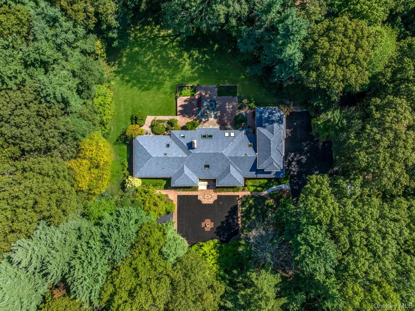 10 Laurel Woods Drive, Oyster Bay, NY, 6 Bedrooms Bedrooms, 11 Rooms Rooms,6 BathroomsBathrooms,Residential,For Rent,Laurel Woods,0,1043804 10 Laurel Woods Drive, Oyster Bay, NY, 6 Bedrooms Bedrooms, 11 Rooms Rooms,6 BathroomsBathrooms,Residential,For Rent,Laurel Woods,0,1043804
