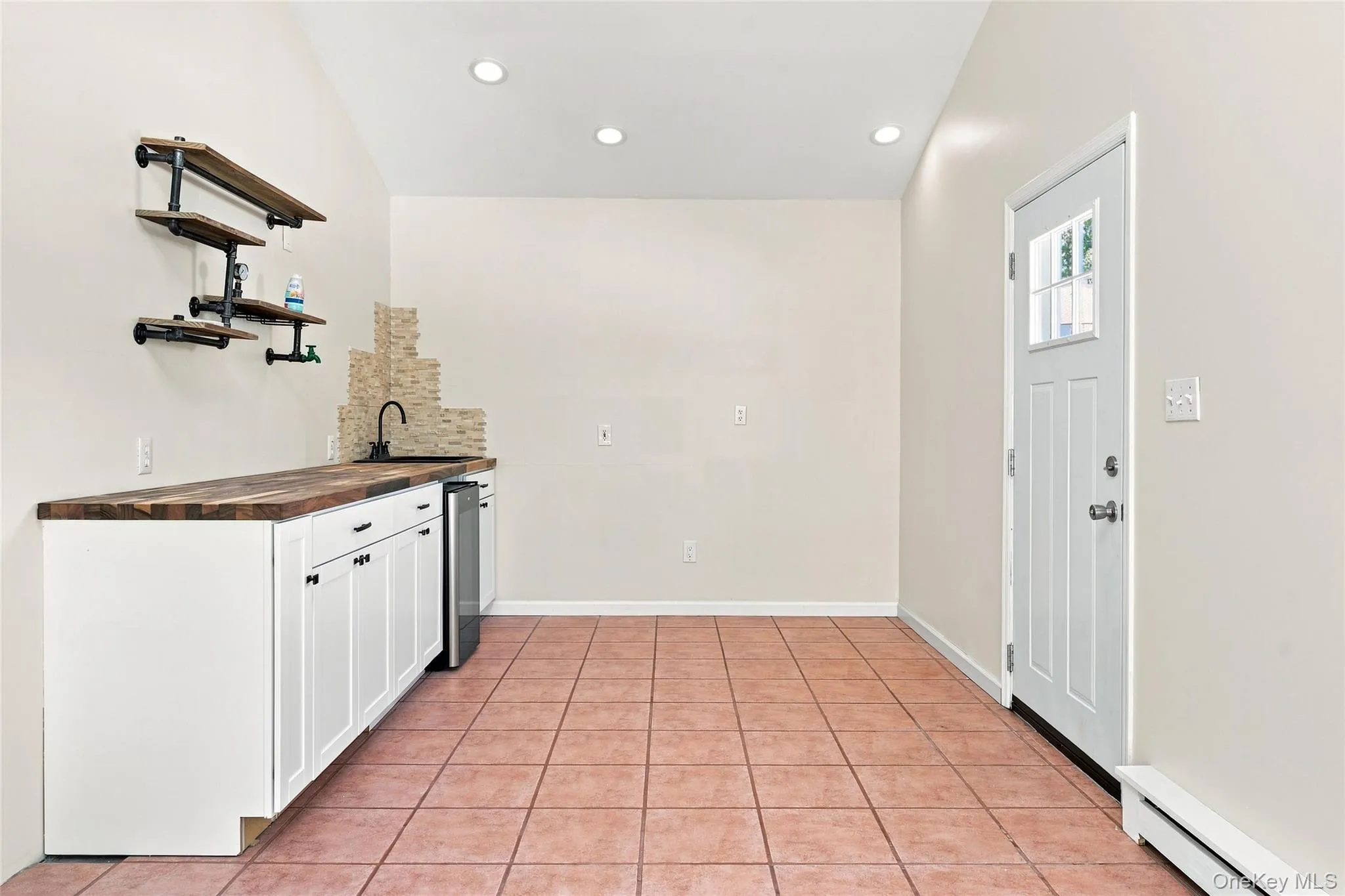 25 Harvey Lane, Brookhaven, NY, 4 Bedrooms Bedrooms, 9 Rooms Rooms,2 BathroomsBathrooms,Residential,For Rent,Harvey,0,1043809 25 Harvey Lane, Brookhaven, NY, 4 Bedrooms Bedrooms, 9 Rooms Rooms,2 BathroomsBathrooms,Residential,For Rent,Harvey,0,1043809